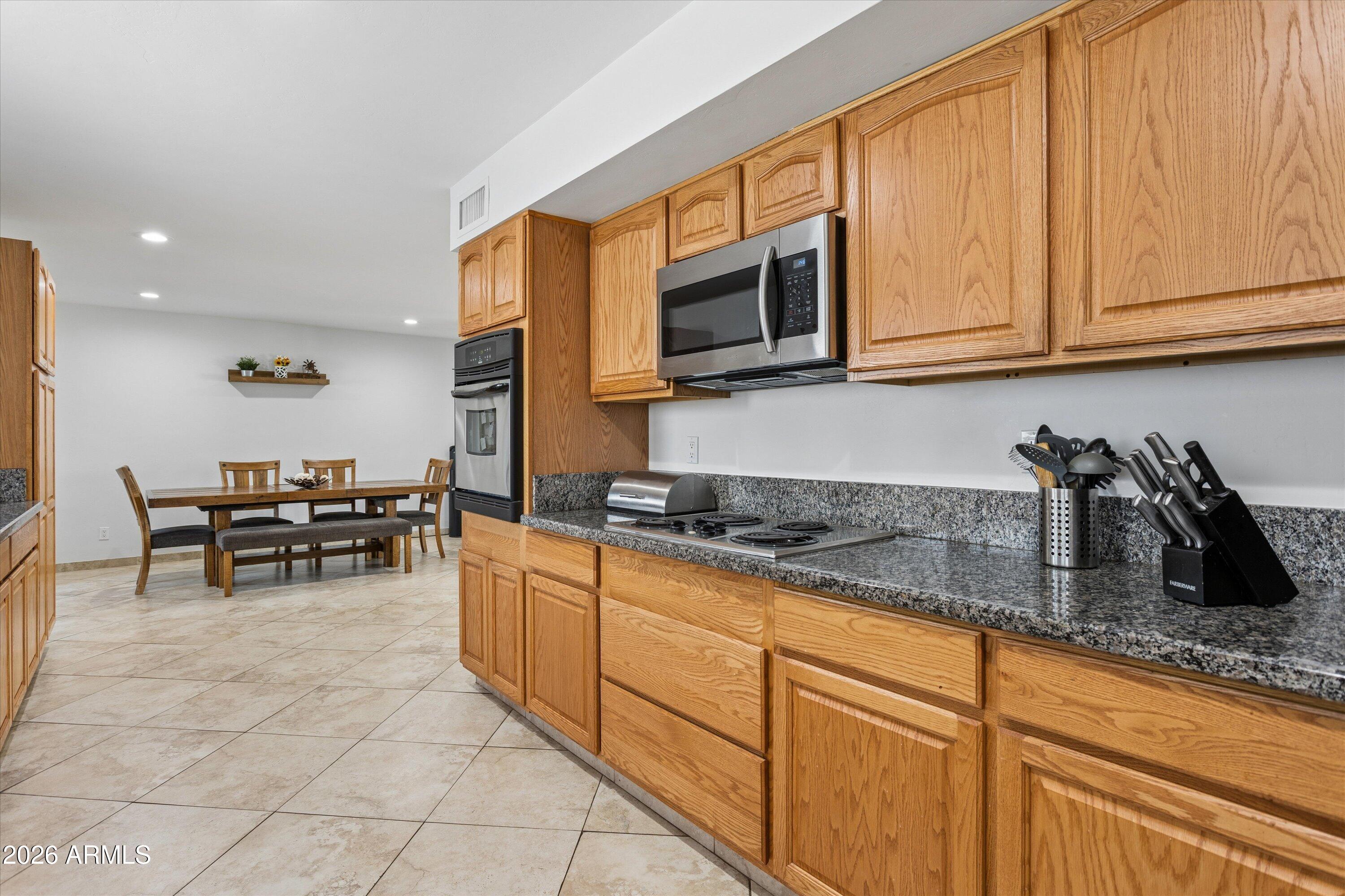 MELROSE PARADISE UNIT 7 - Residential
