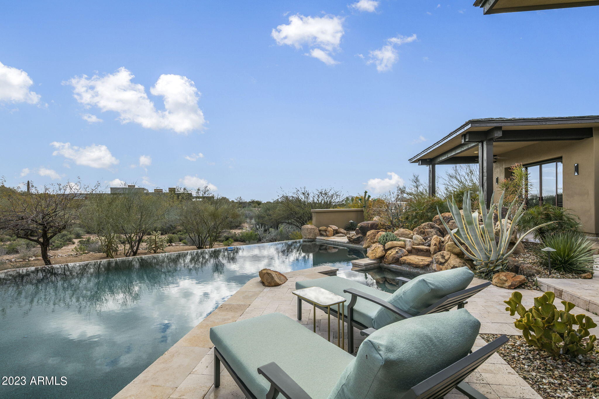 MIRABEL CLUB - Residential