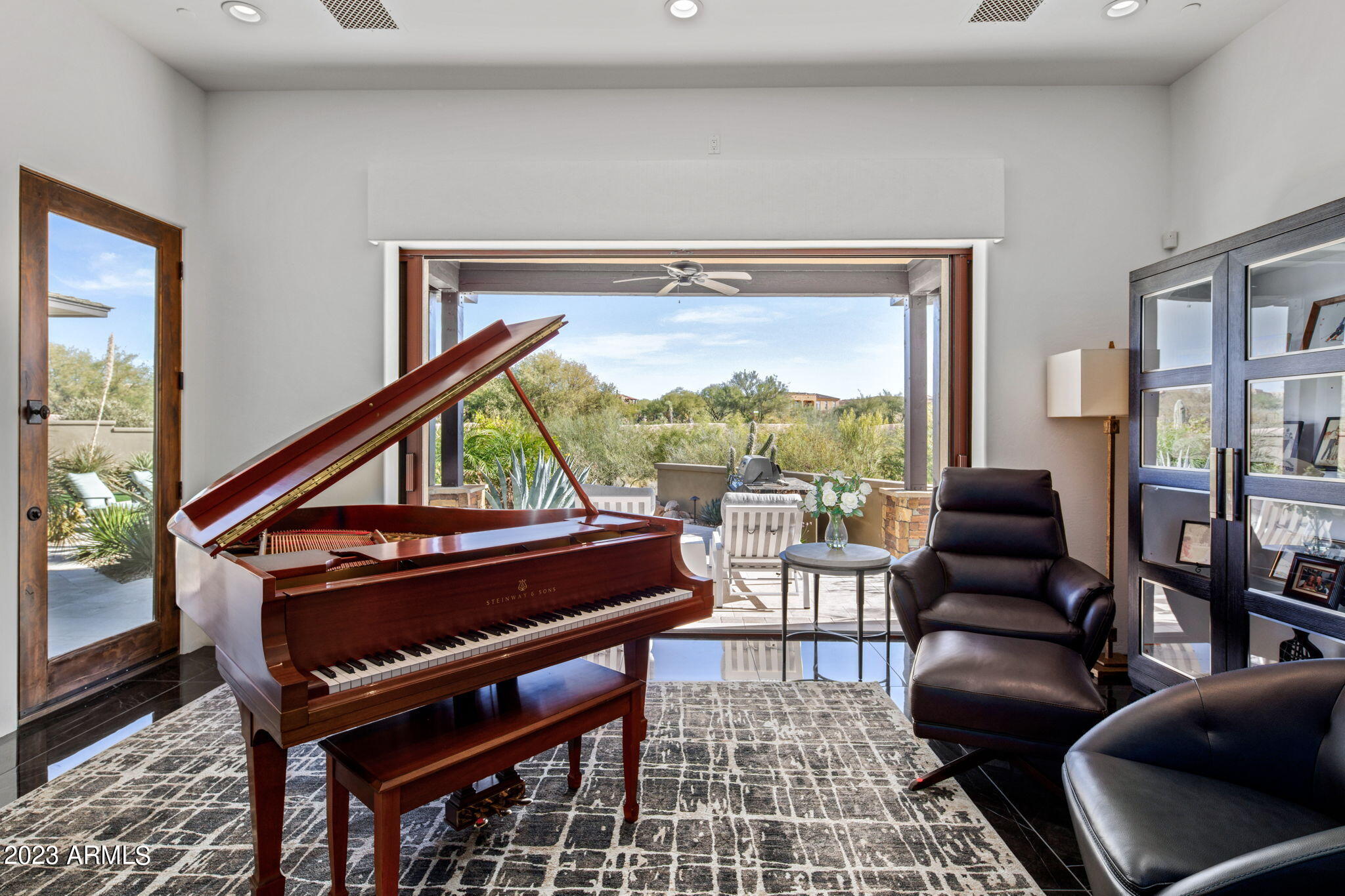 MIRABEL CLUB - Residential