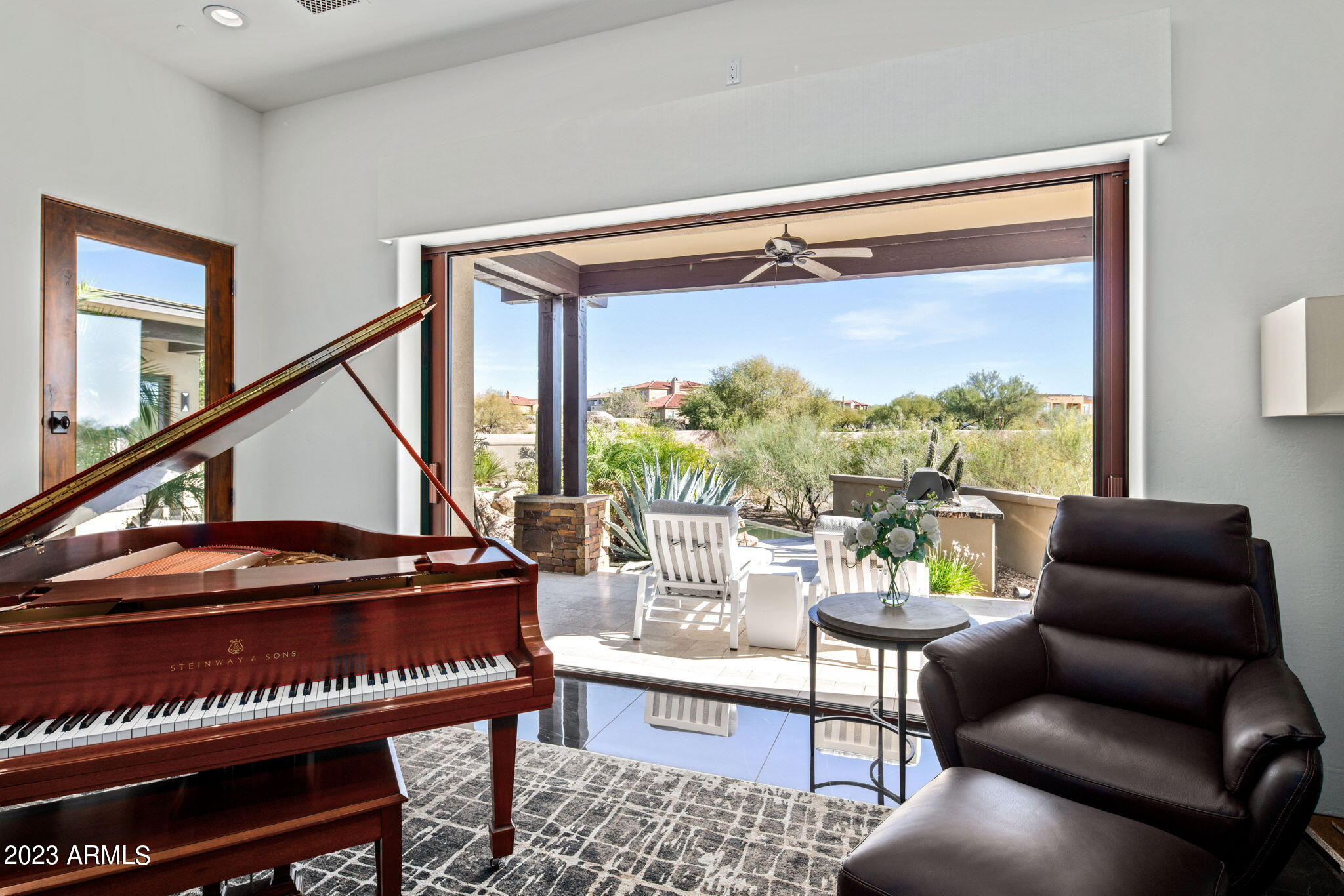 MIRABEL CLUB - Residential
