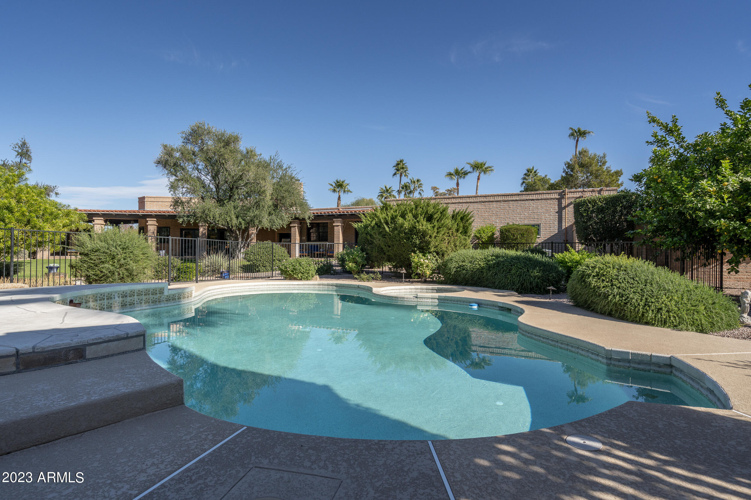 Camelback Country Club Estates - Residential