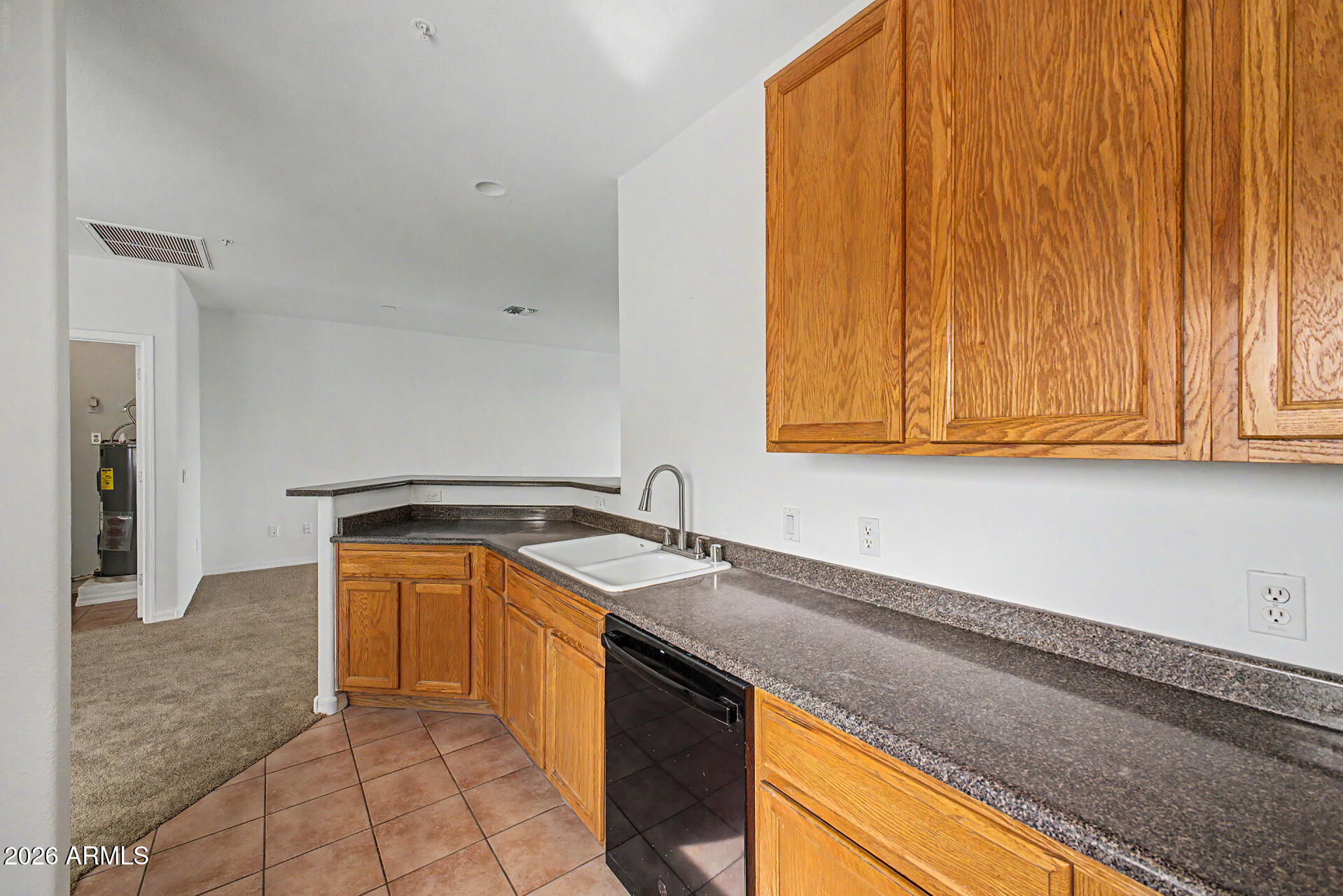SUPERSTITION LAKES UNIT 2 CONDOMINIUM AMD - Residential