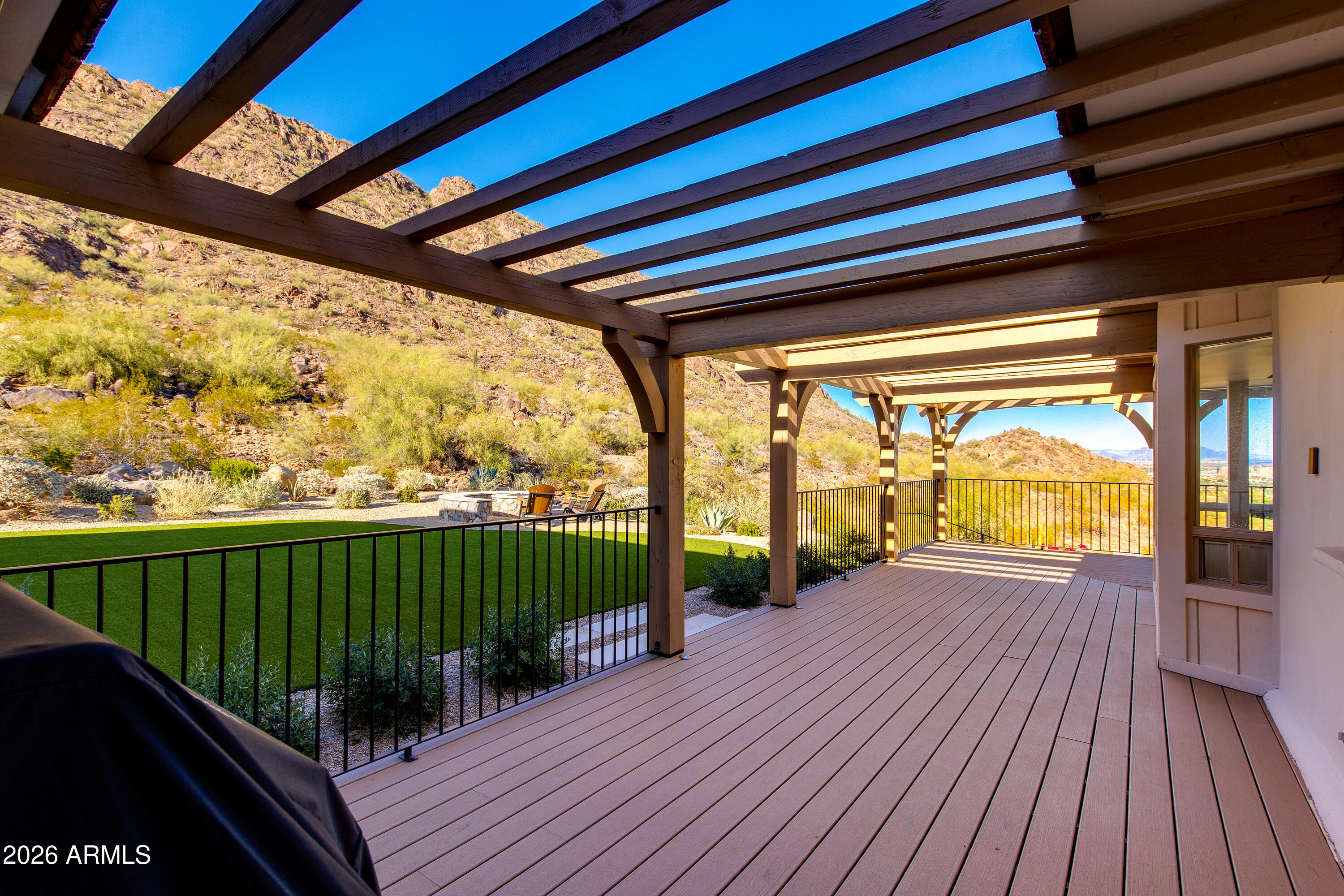 CAMELBACK VISTA ESTATES - Residential
