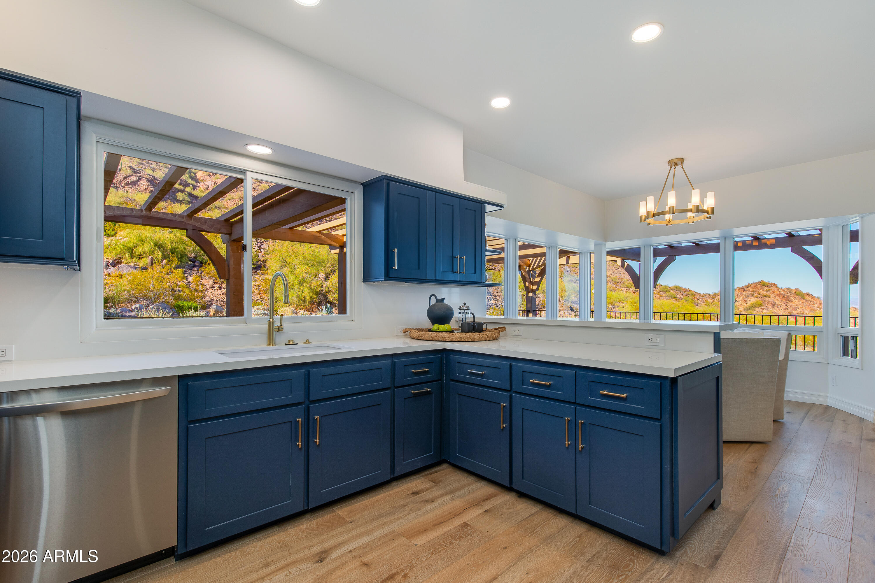 CAMELBACK VISTA ESTATES - Residential