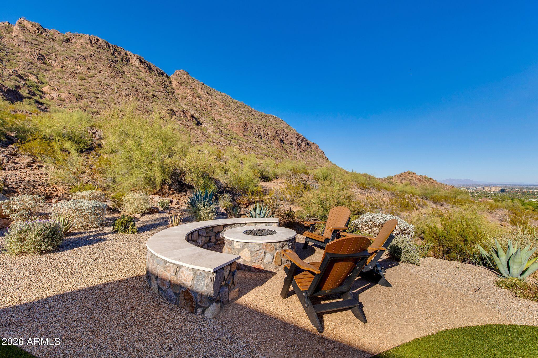 CAMELBACK VISTA ESTATES - Residential