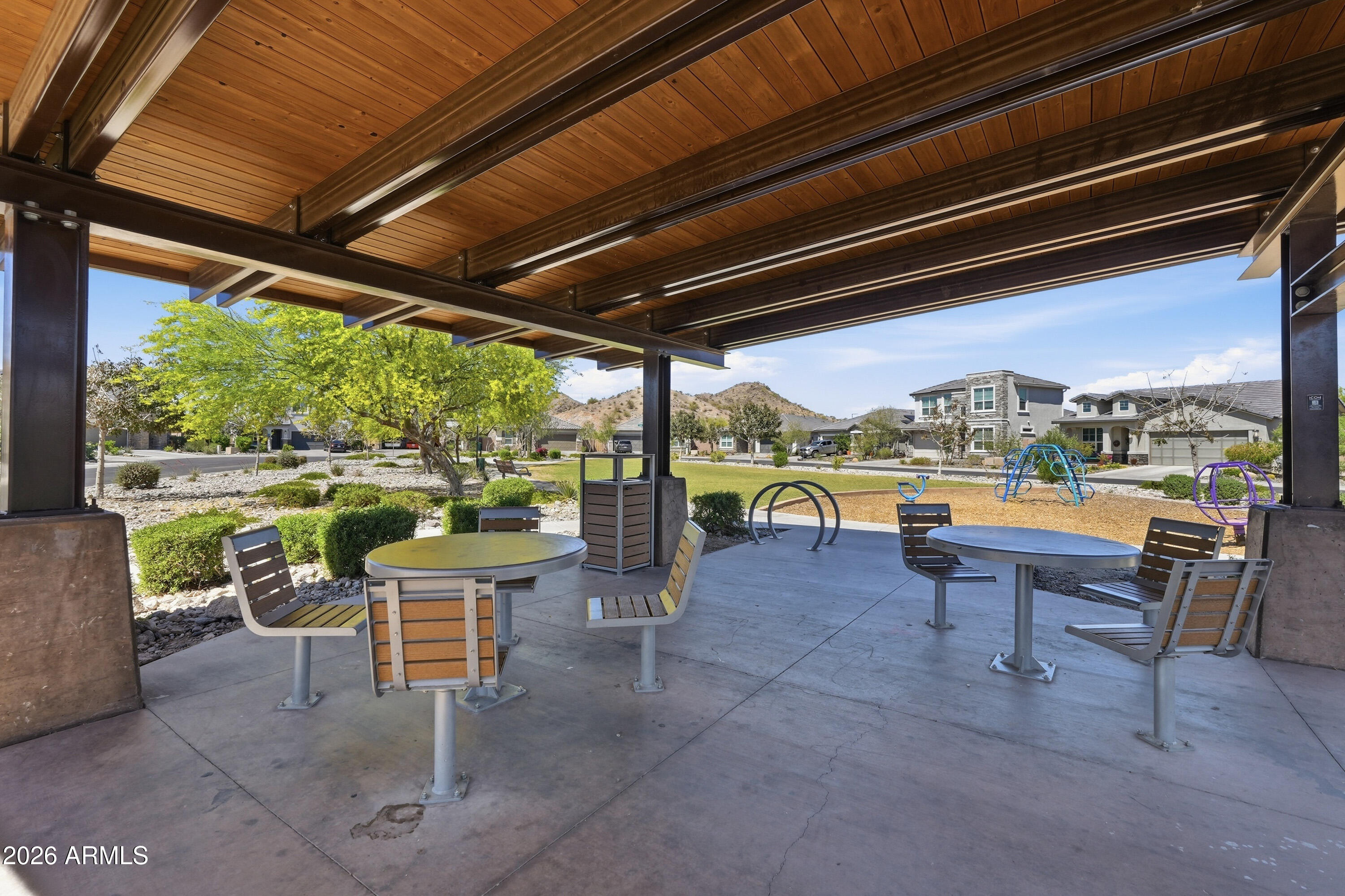 ESTRELLA - Residential