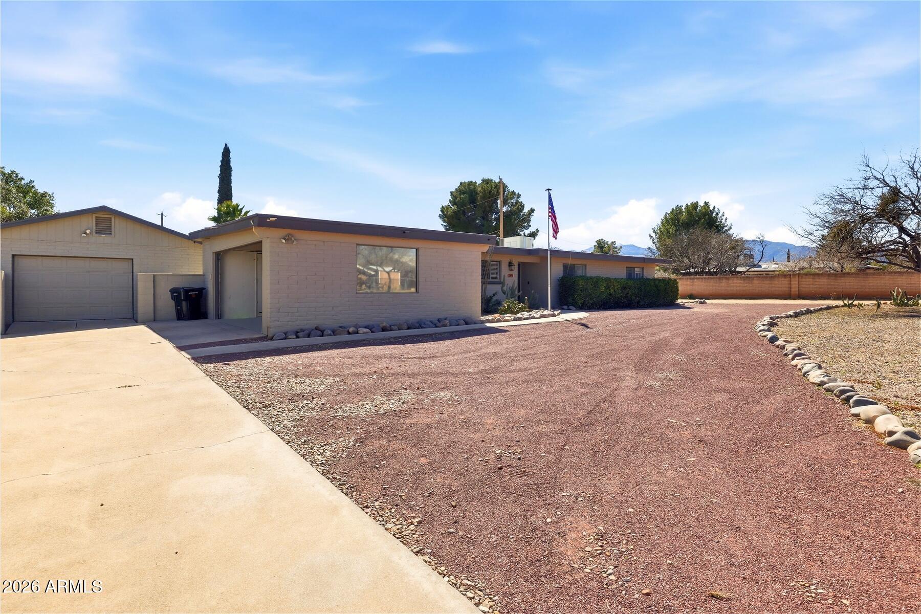 VILLAGE MEADOWS ESTATES - Residential