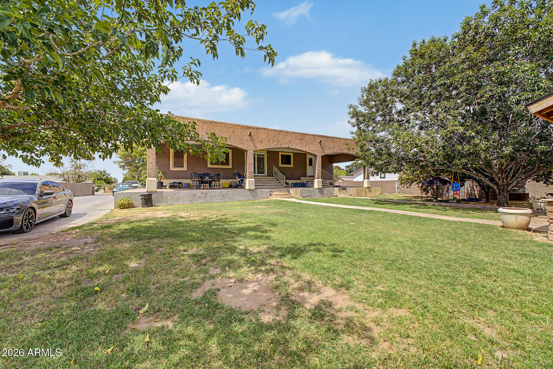 HACIENDAS DEL OESTE - Residential