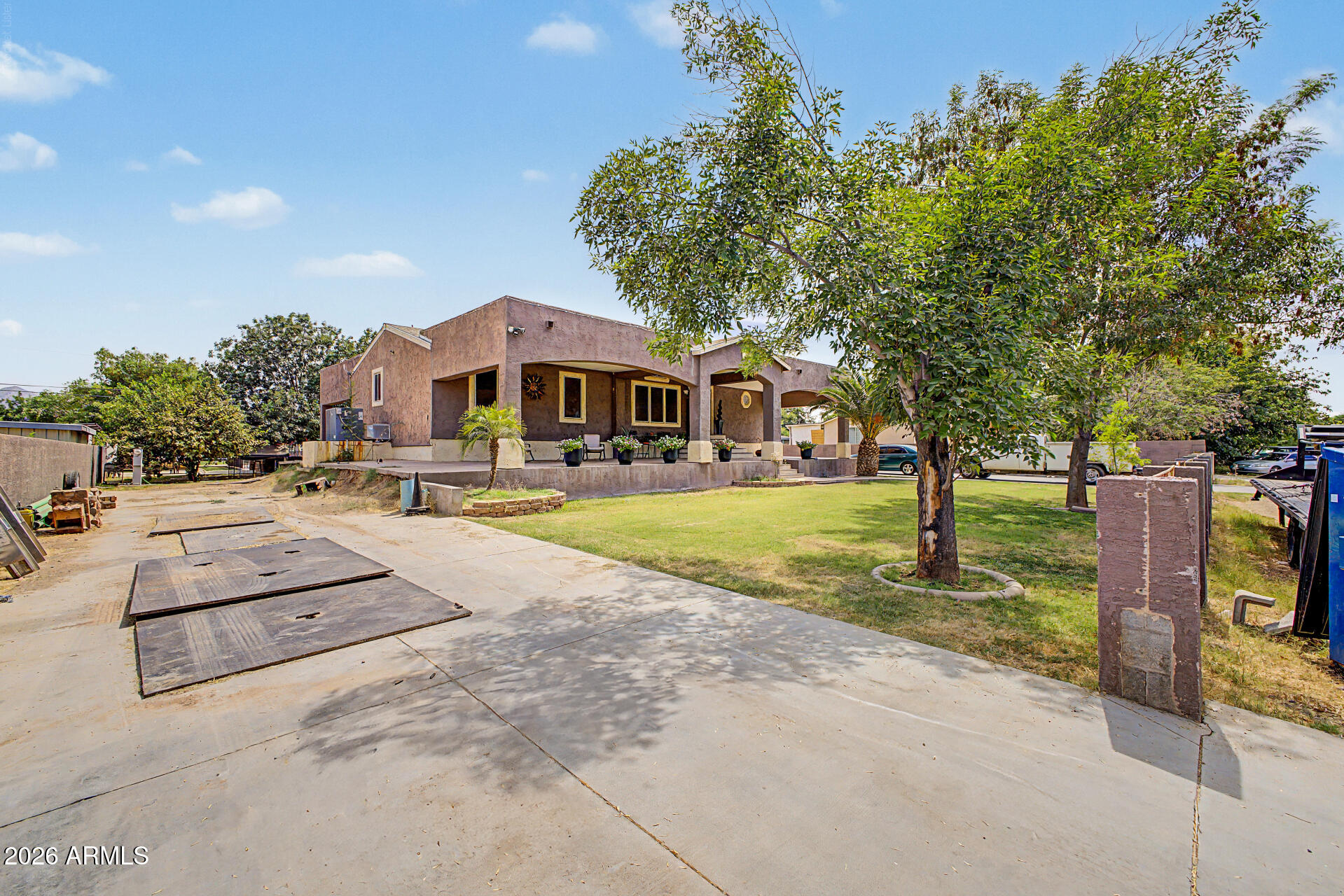 HACIENDAS DEL OESTE - Residential