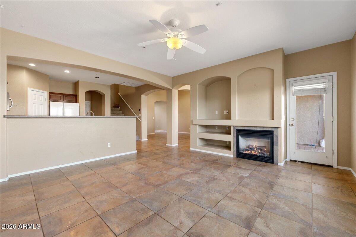 MOUNTAIN GATE - Residential