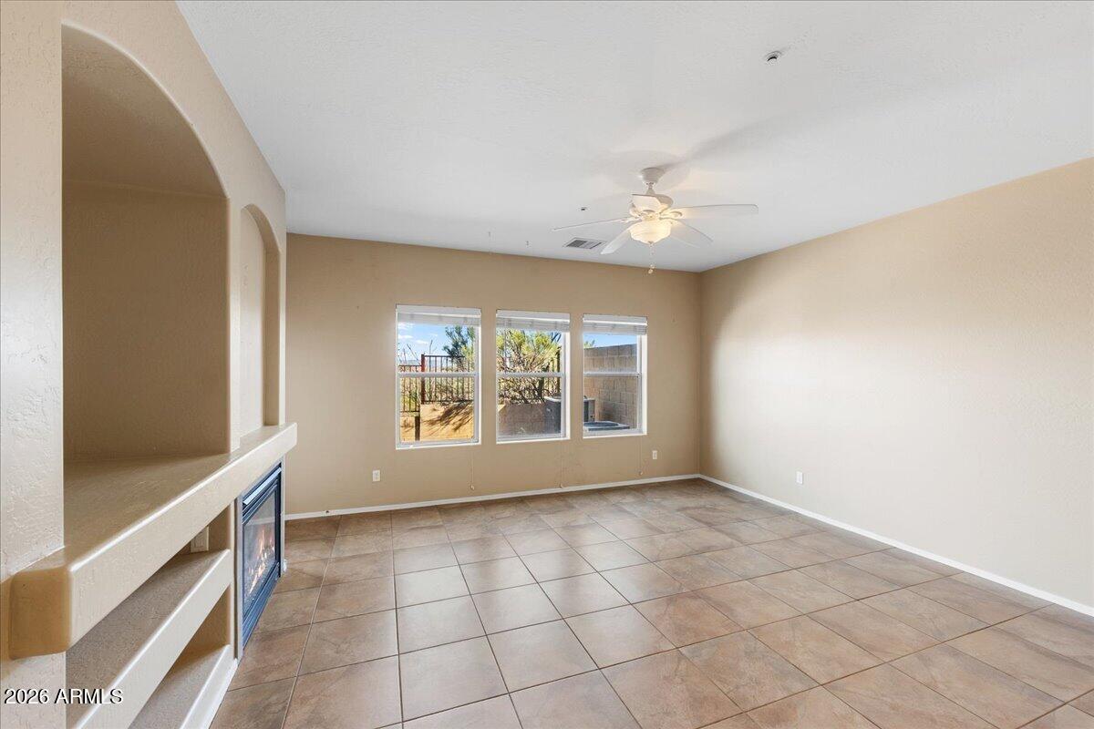 MOUNTAIN GATE - Residential
