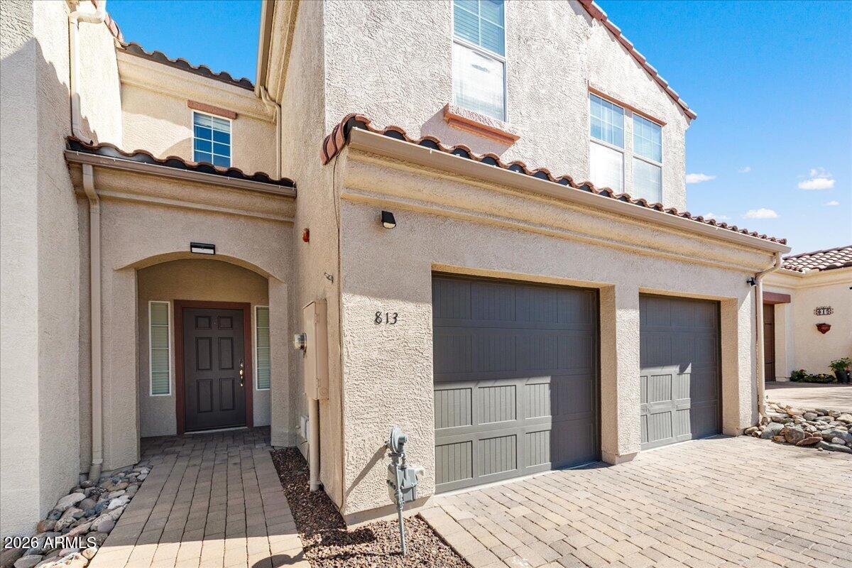 MOUNTAIN GATE - Residential