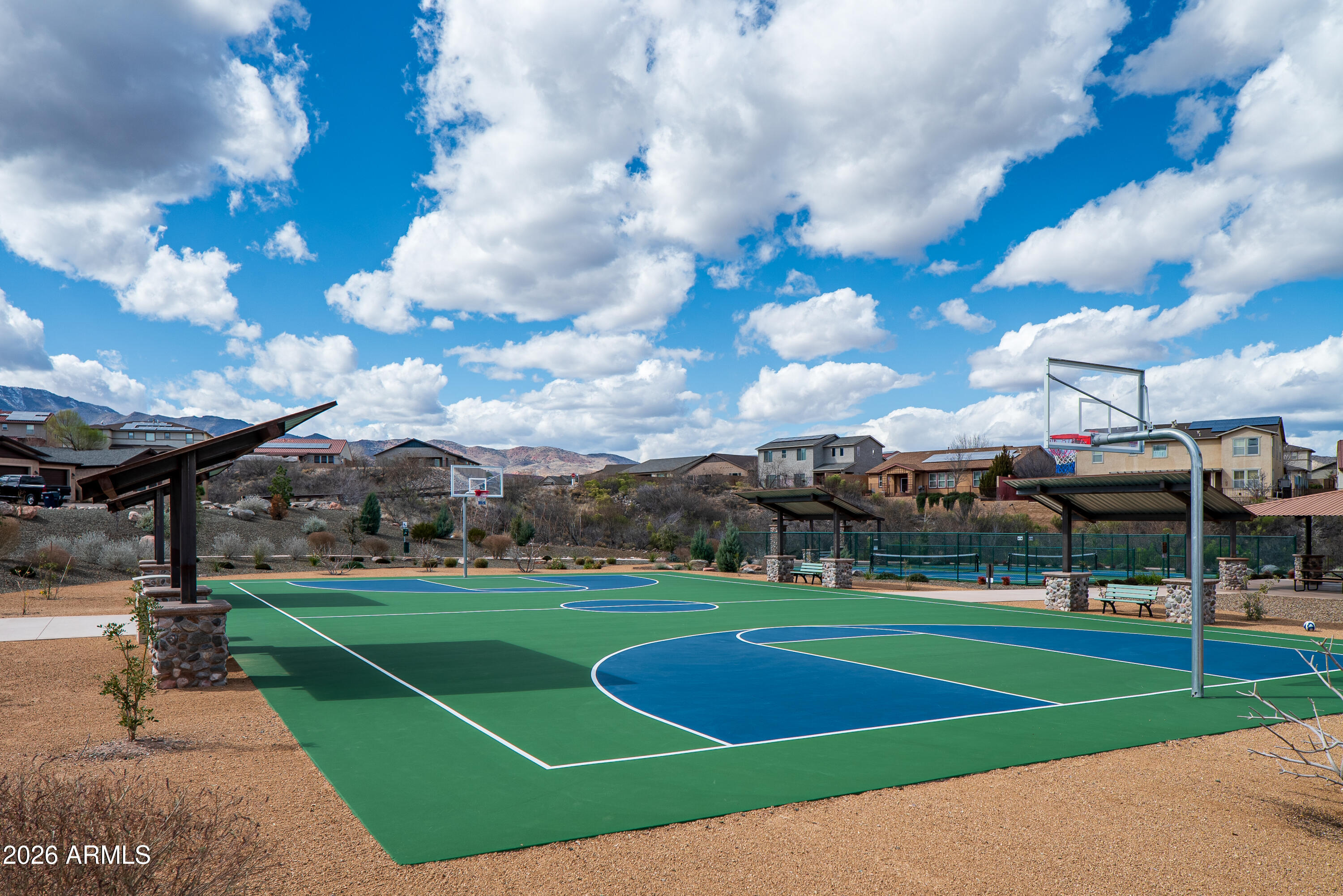 MOUNTAIN GATE - Residential