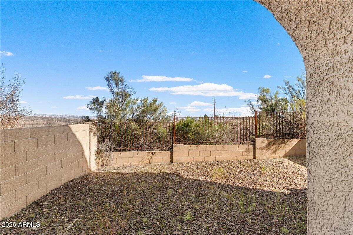 MOUNTAIN GATE - Residential