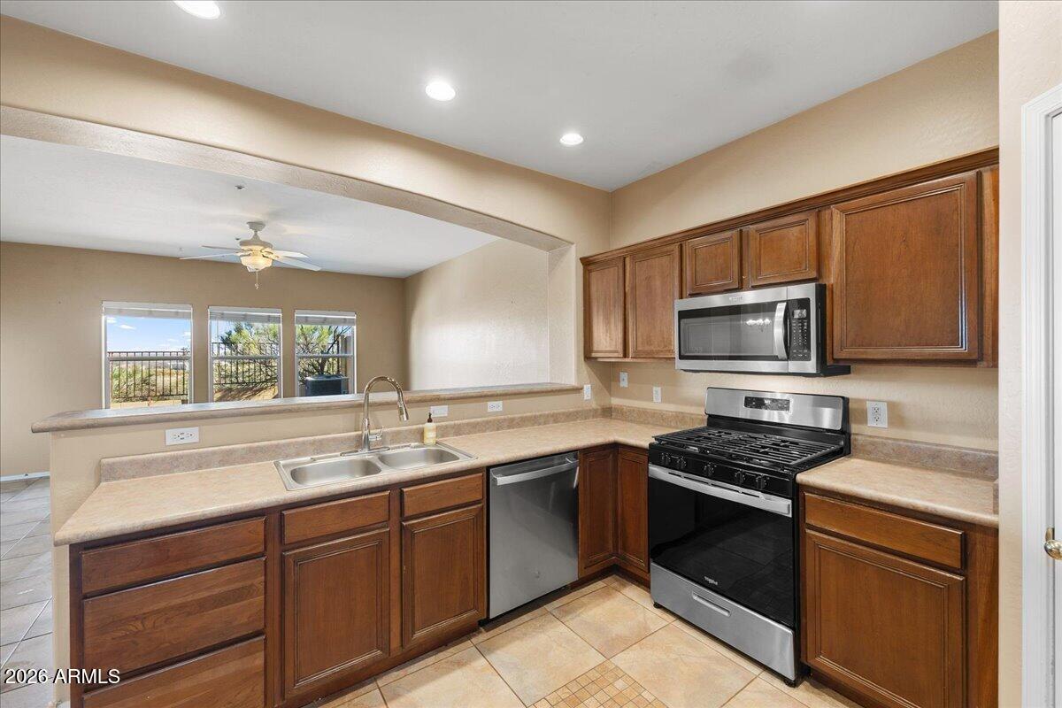 MOUNTAIN GATE - Residential