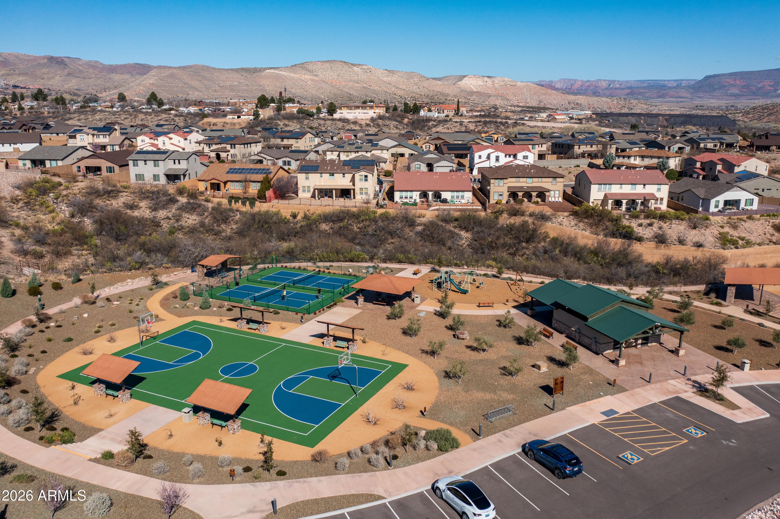 MOUNTAIN GATE - Residential