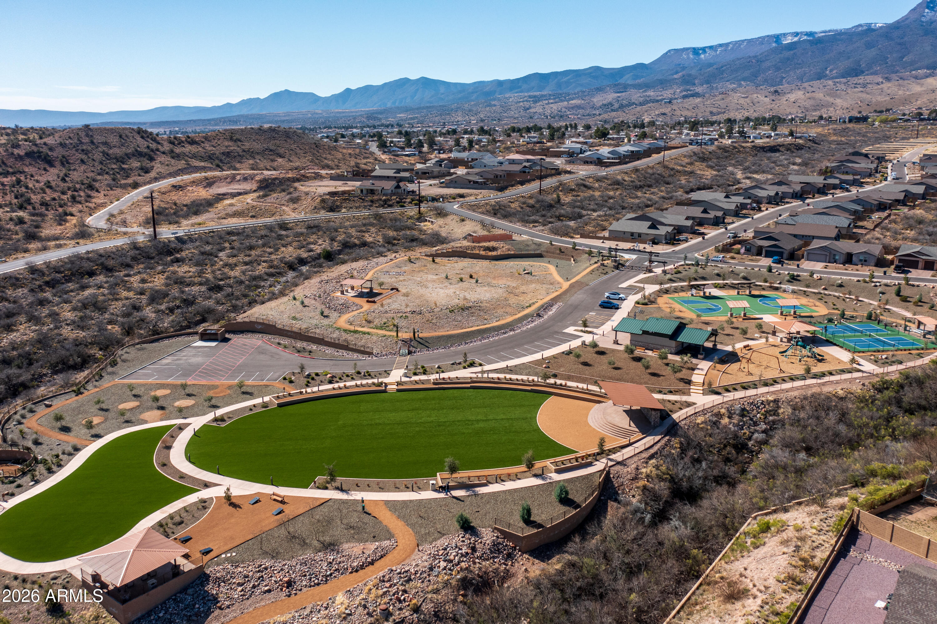 MOUNTAIN GATE - Residential