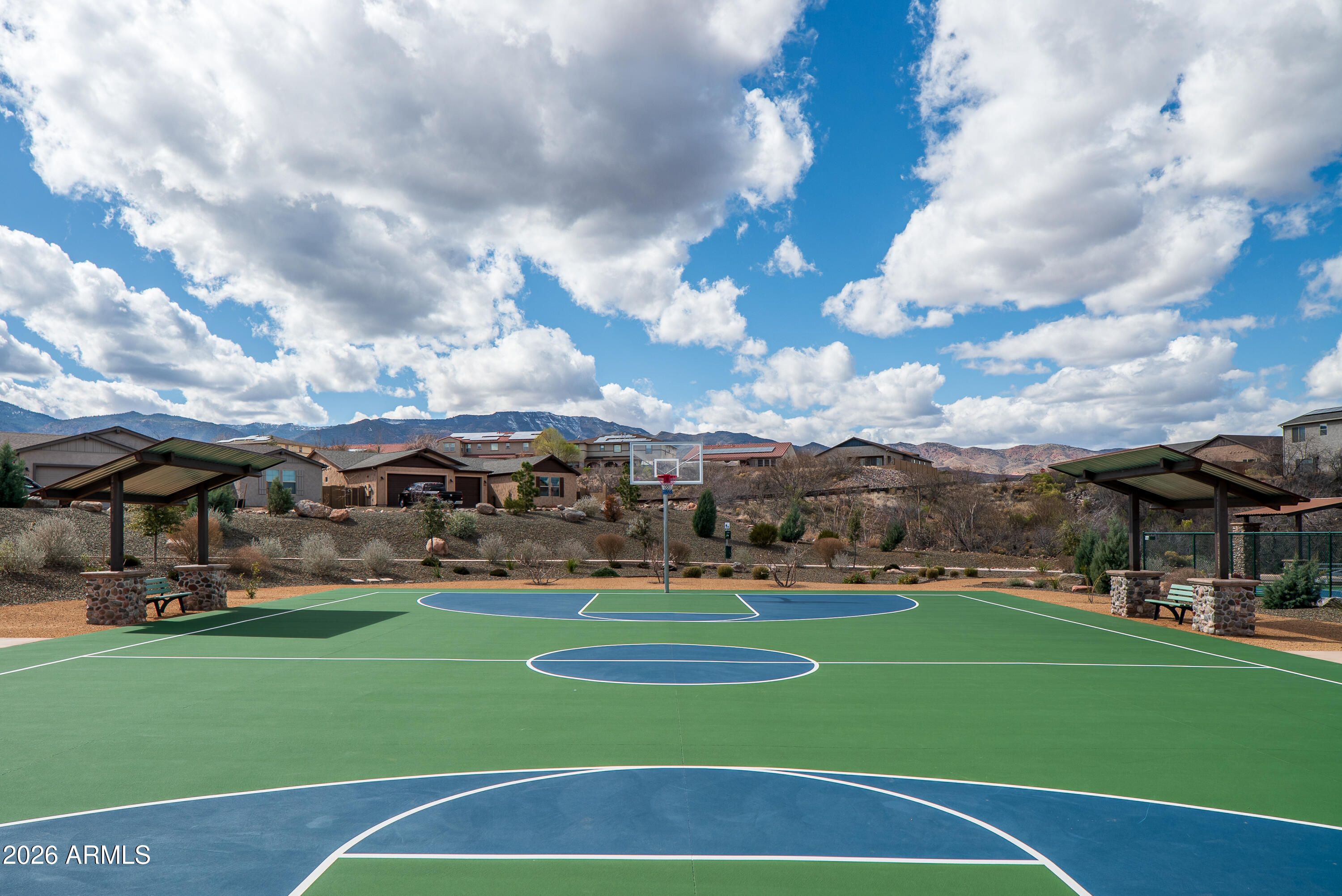 MOUNTAIN GATE - Residential