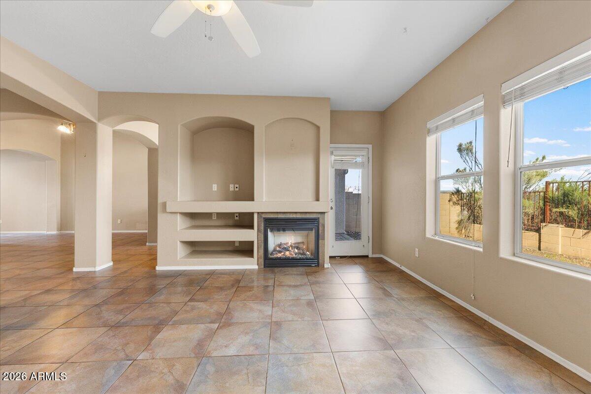 MOUNTAIN GATE - Residential