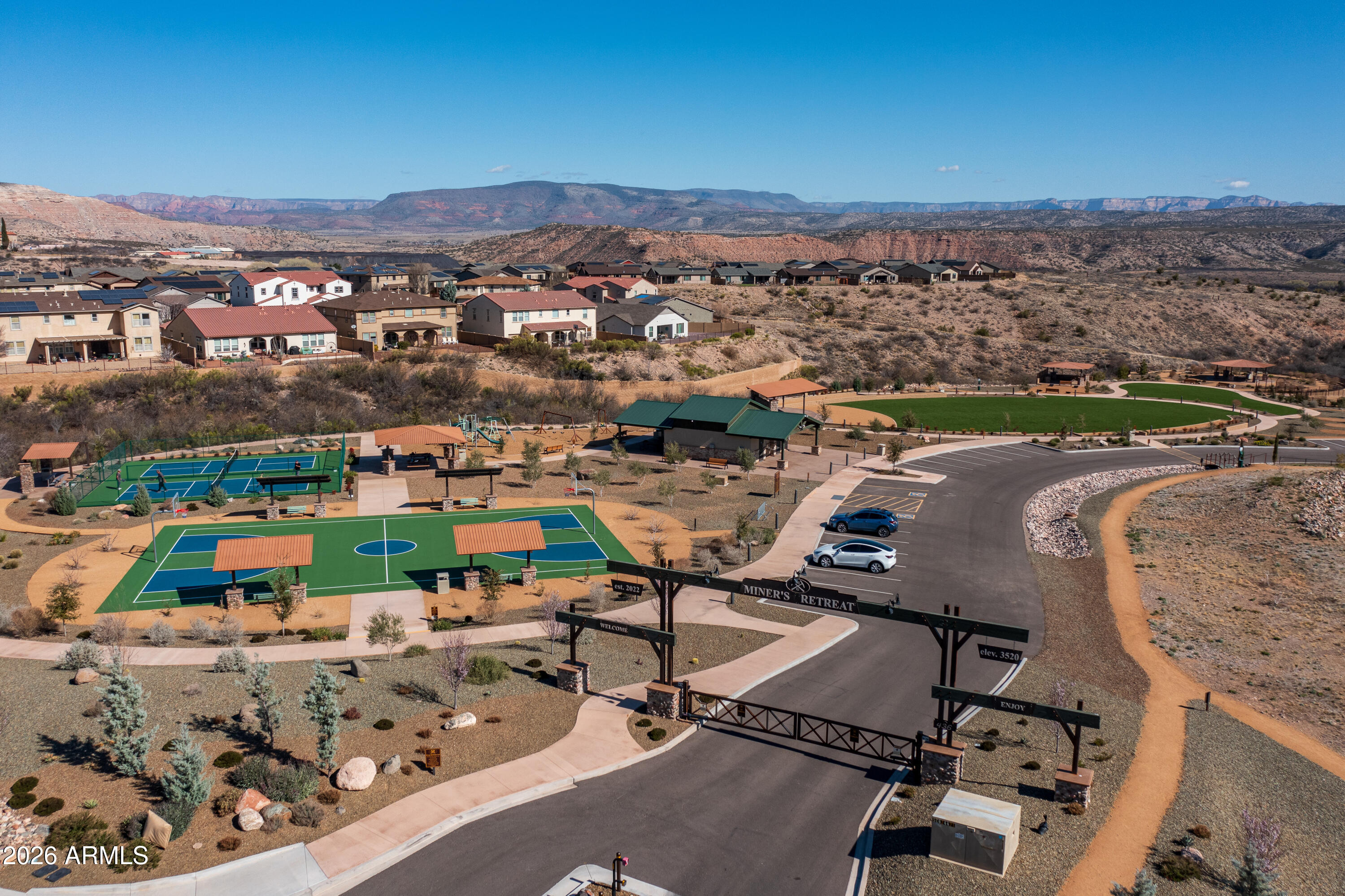 MOUNTAIN GATE - Residential
