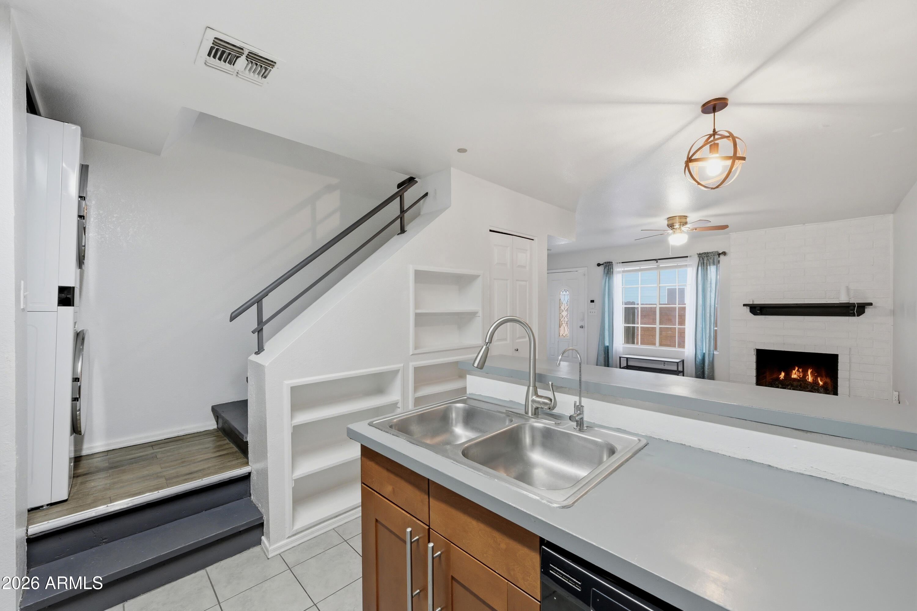 EASTBROOK - Residential