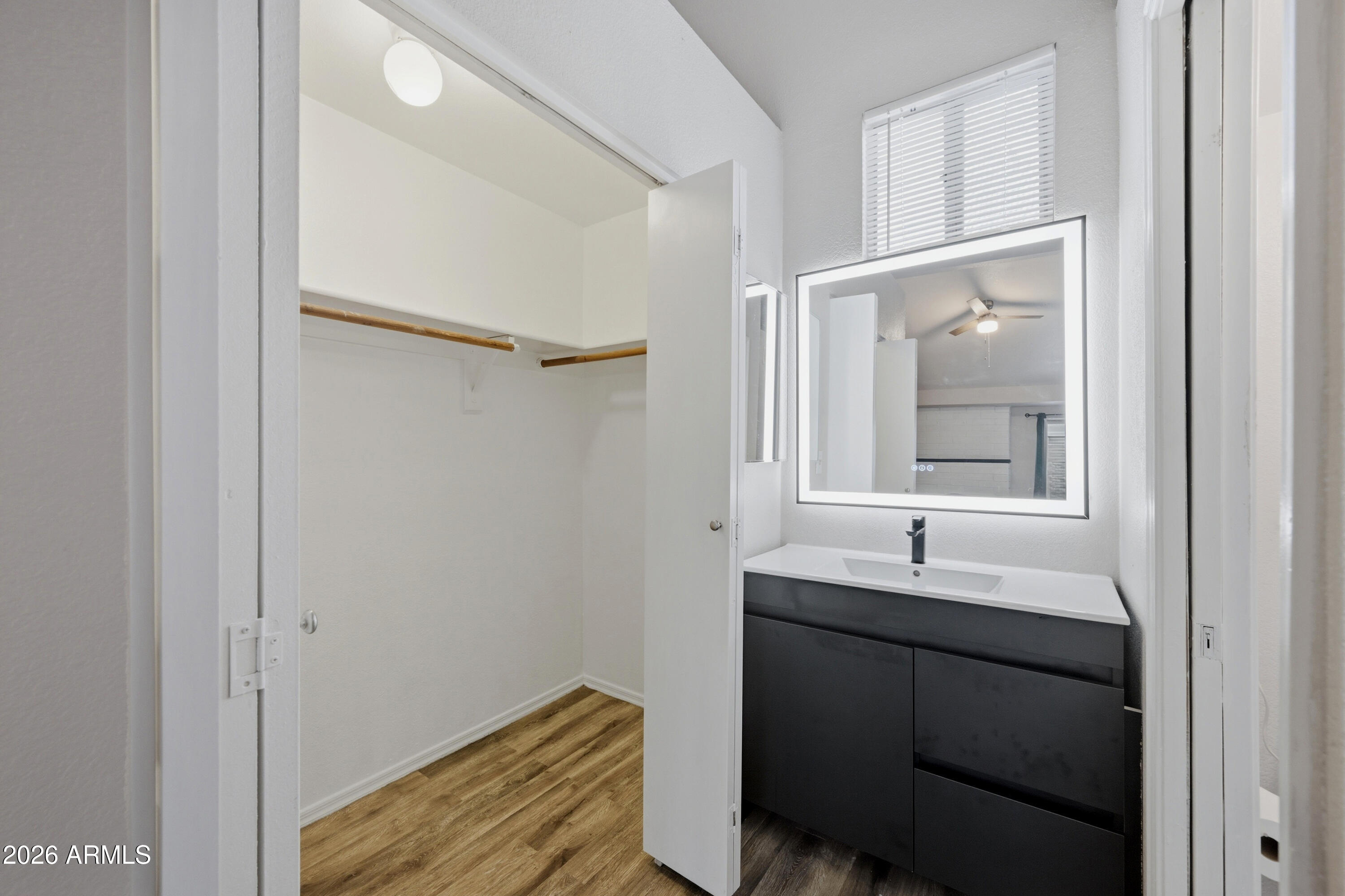 EASTBROOK - Residential