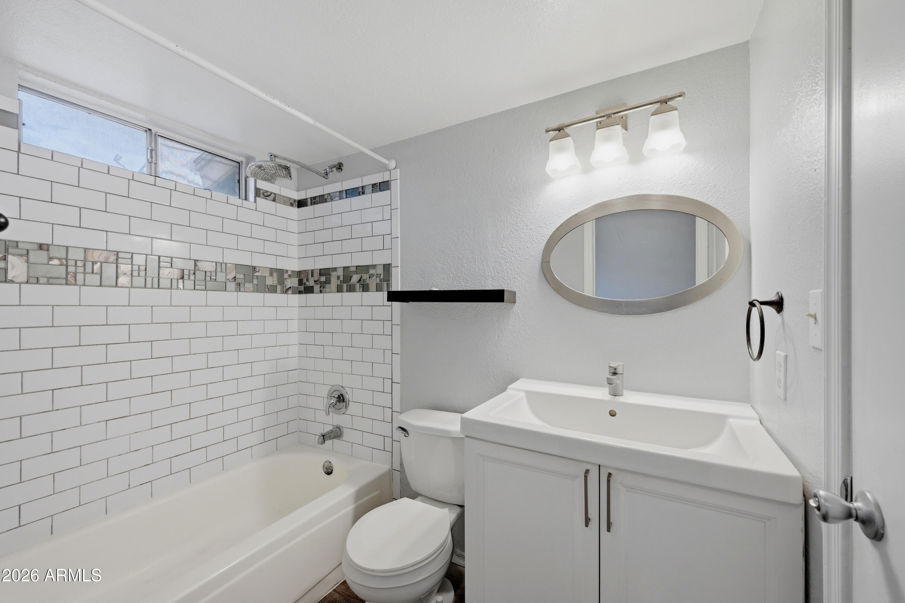 EASTBROOK - Residential