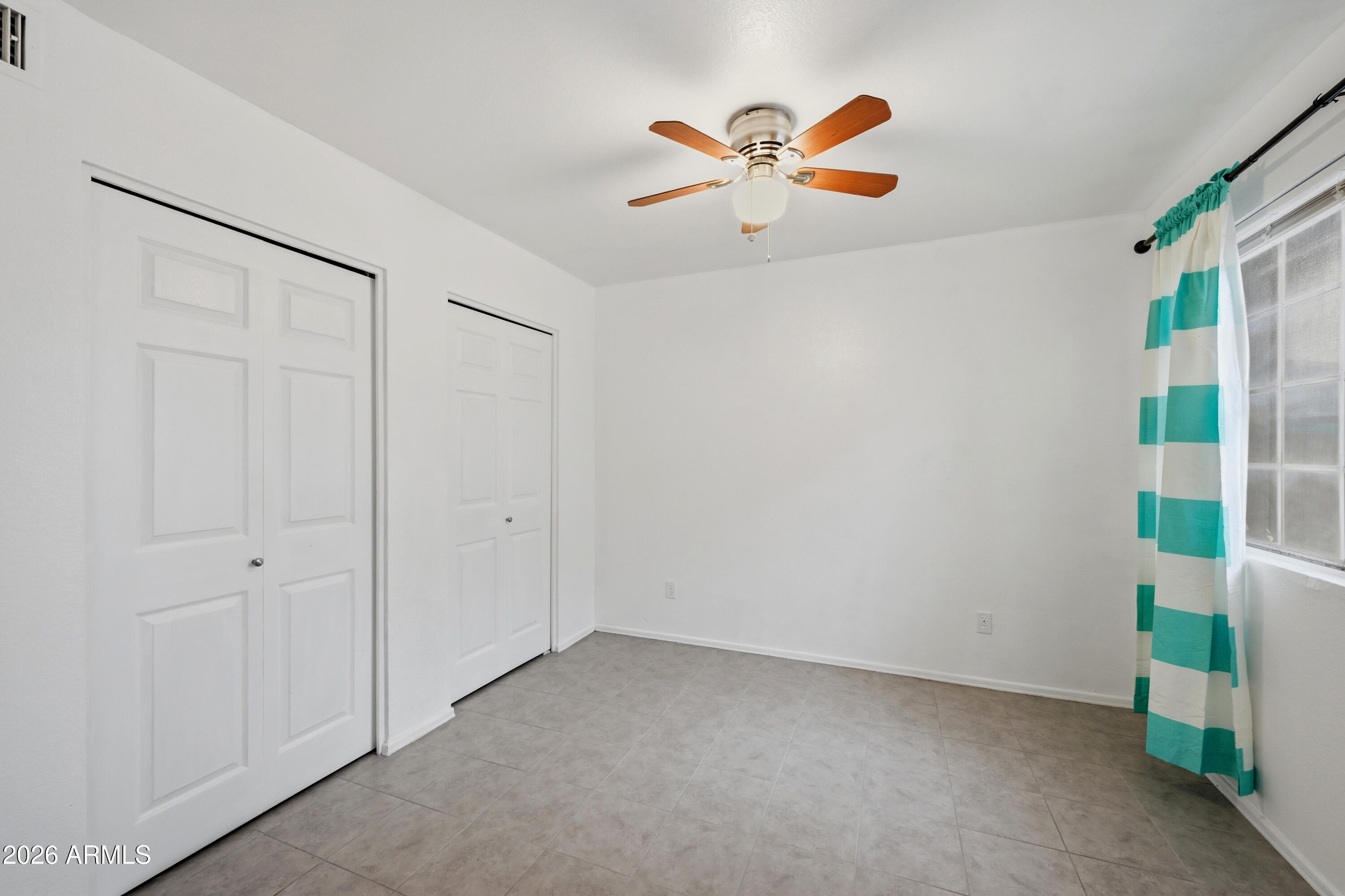 EASTBROOK - Residential