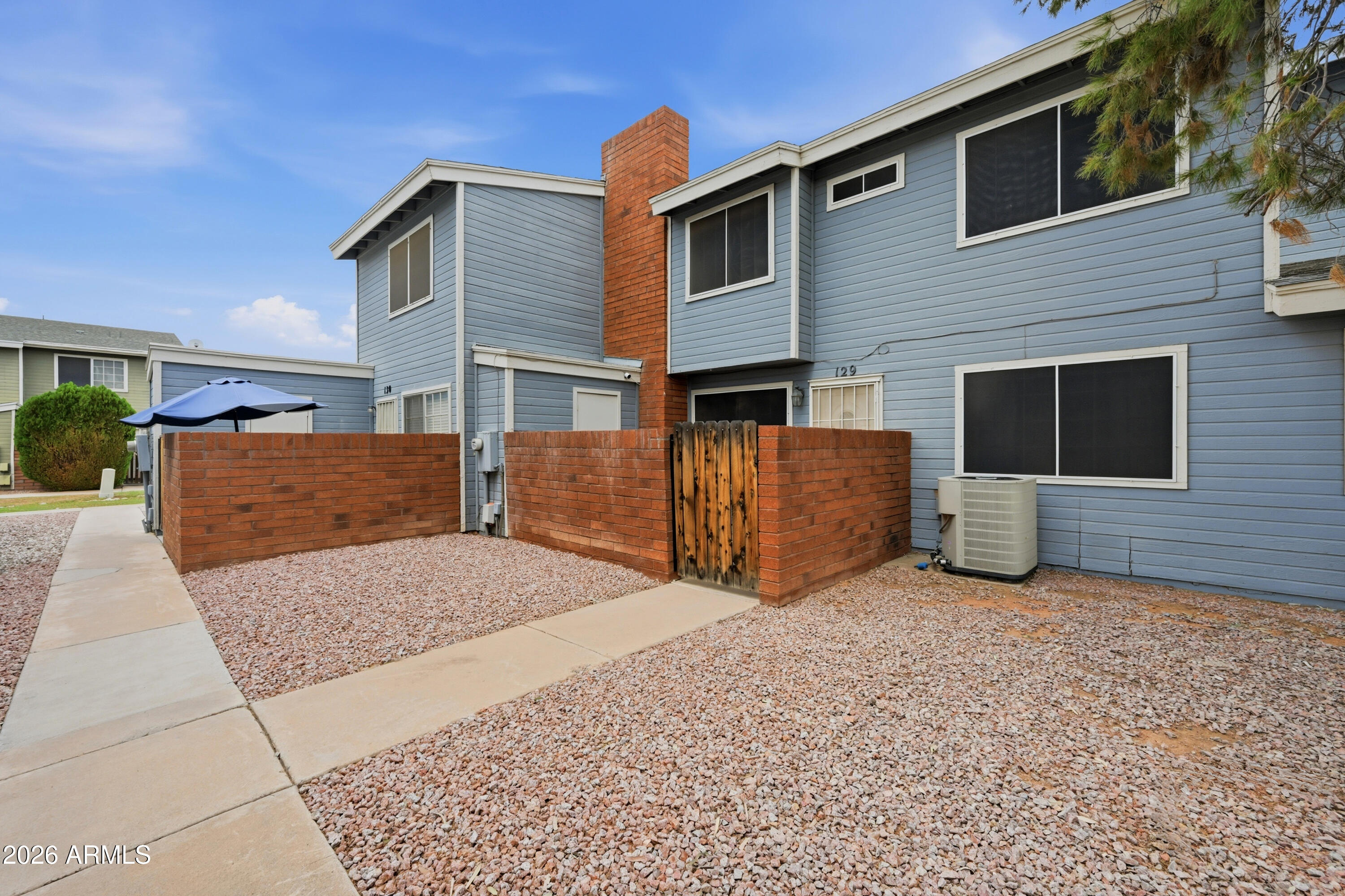 EASTBROOK - Residential