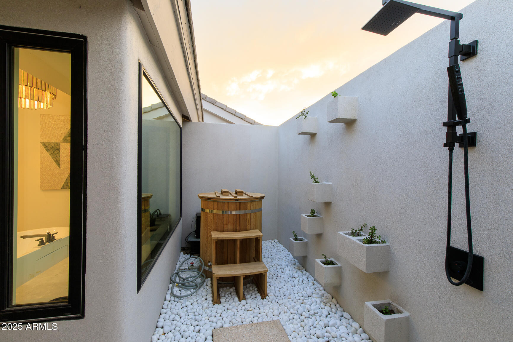 PRIMOROSA - Residential