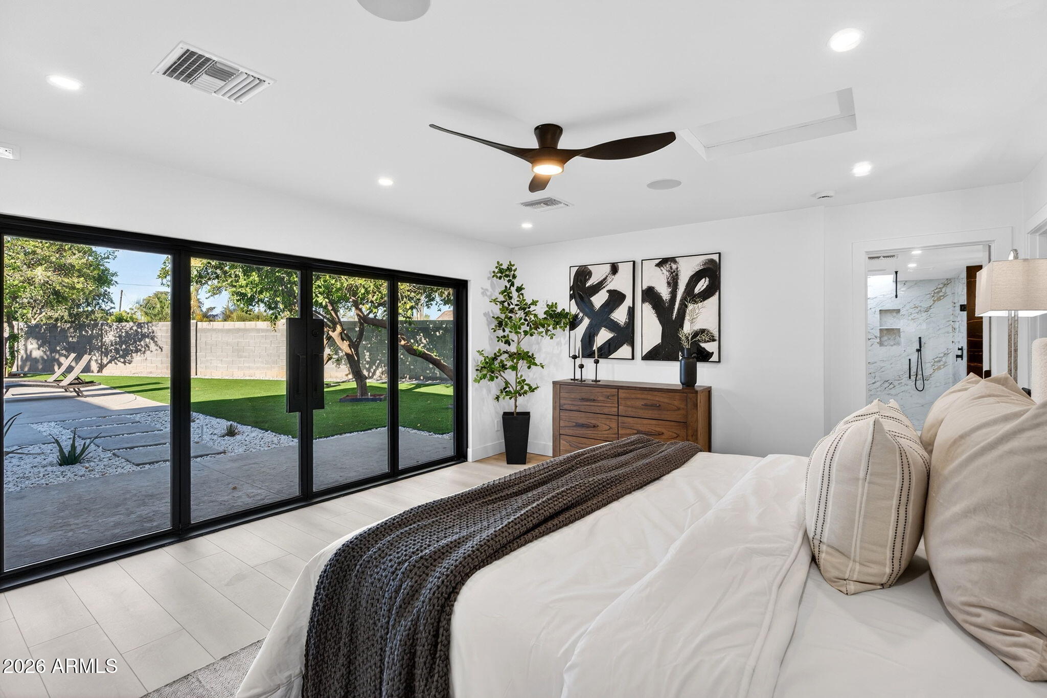 DESERT ESTATES 5 - Residential
