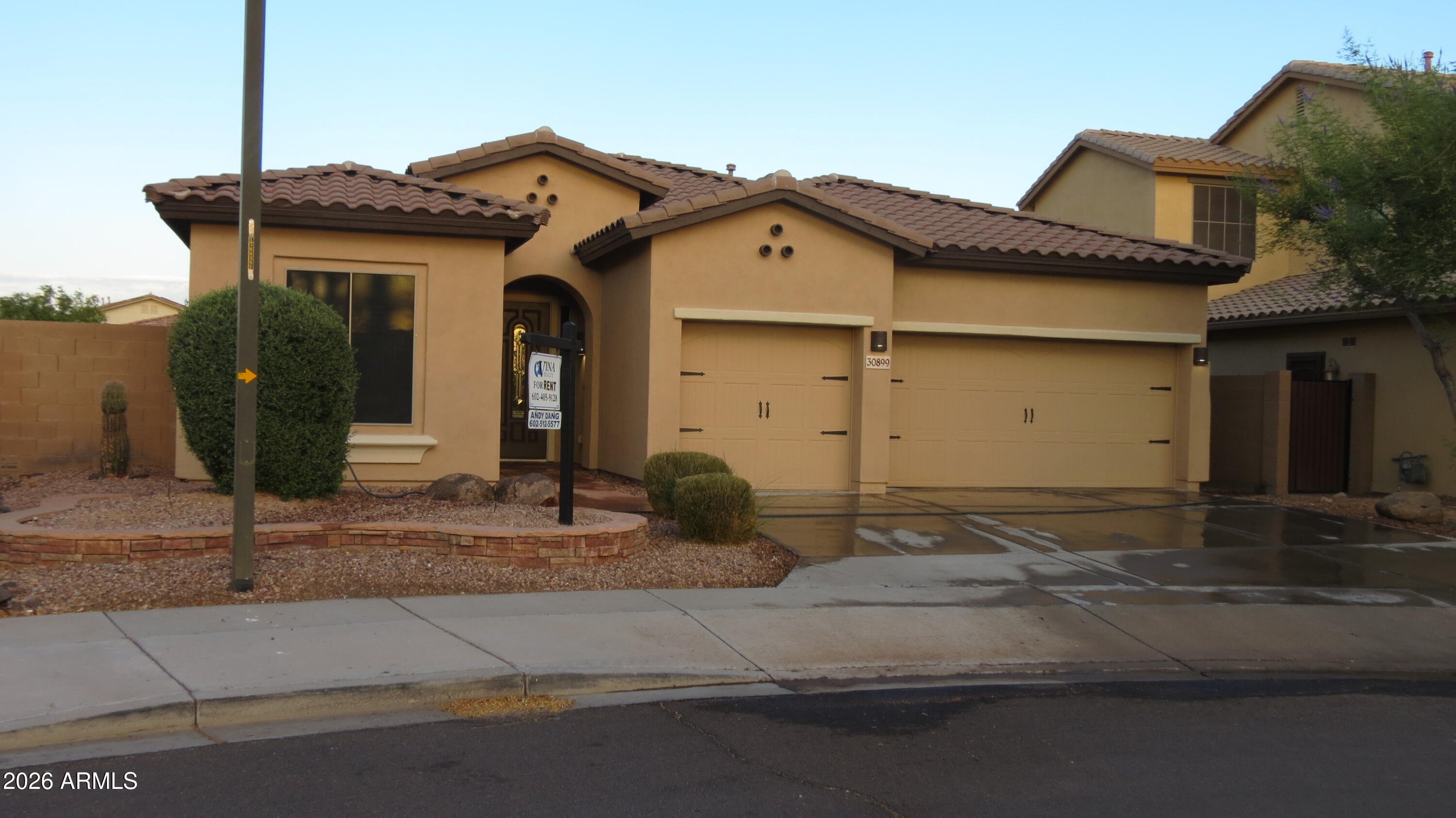 VISTANCIA VILLAGE A PARCEL A8 - Residential Lease