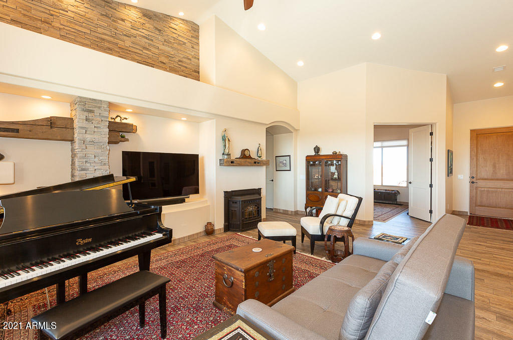 WILD HORSE UNIT 2 - Residential