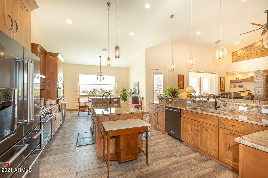 WILD HORSE UNIT 2 - Residential