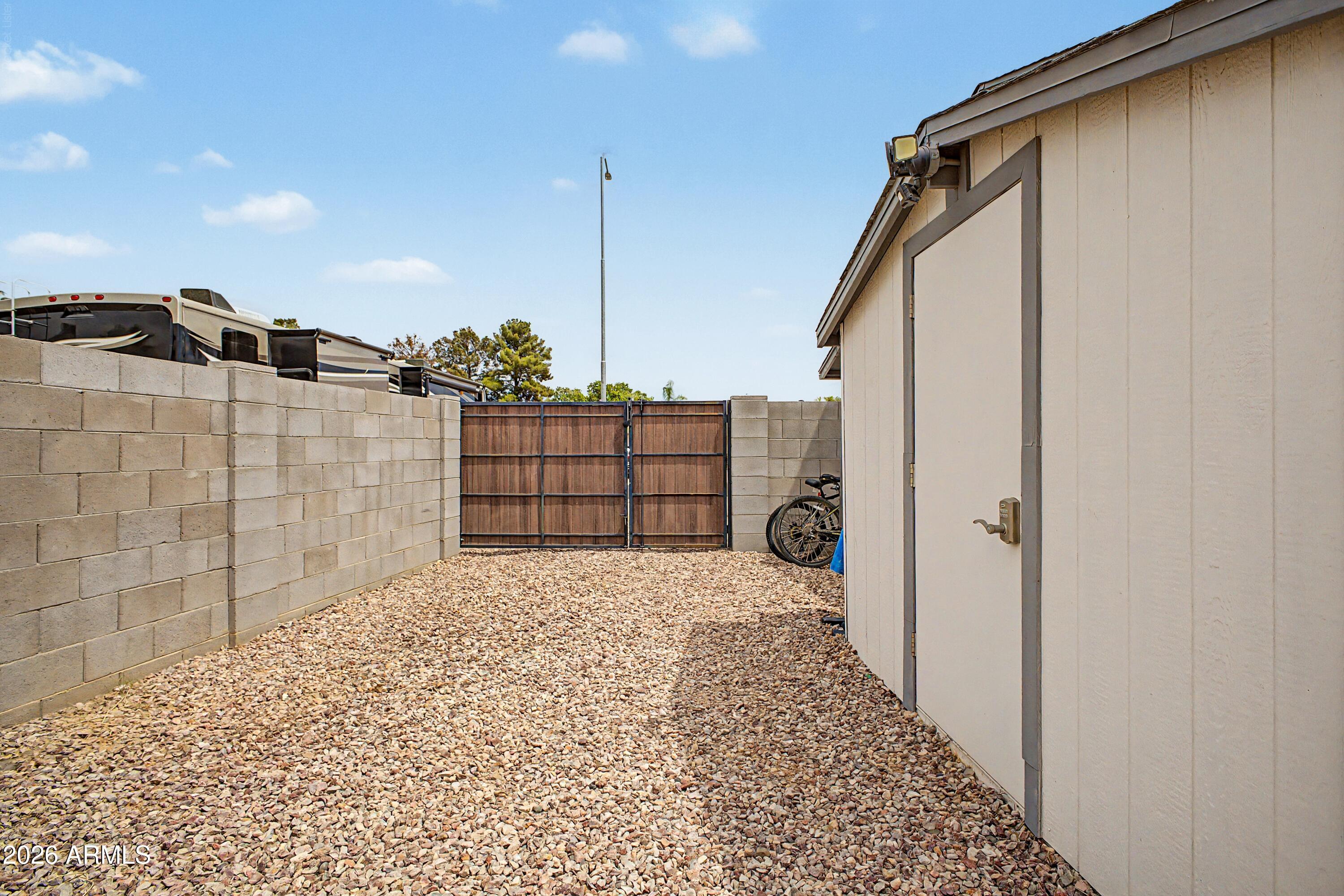 LEMON TREE TERRACE UNIT T - Residential