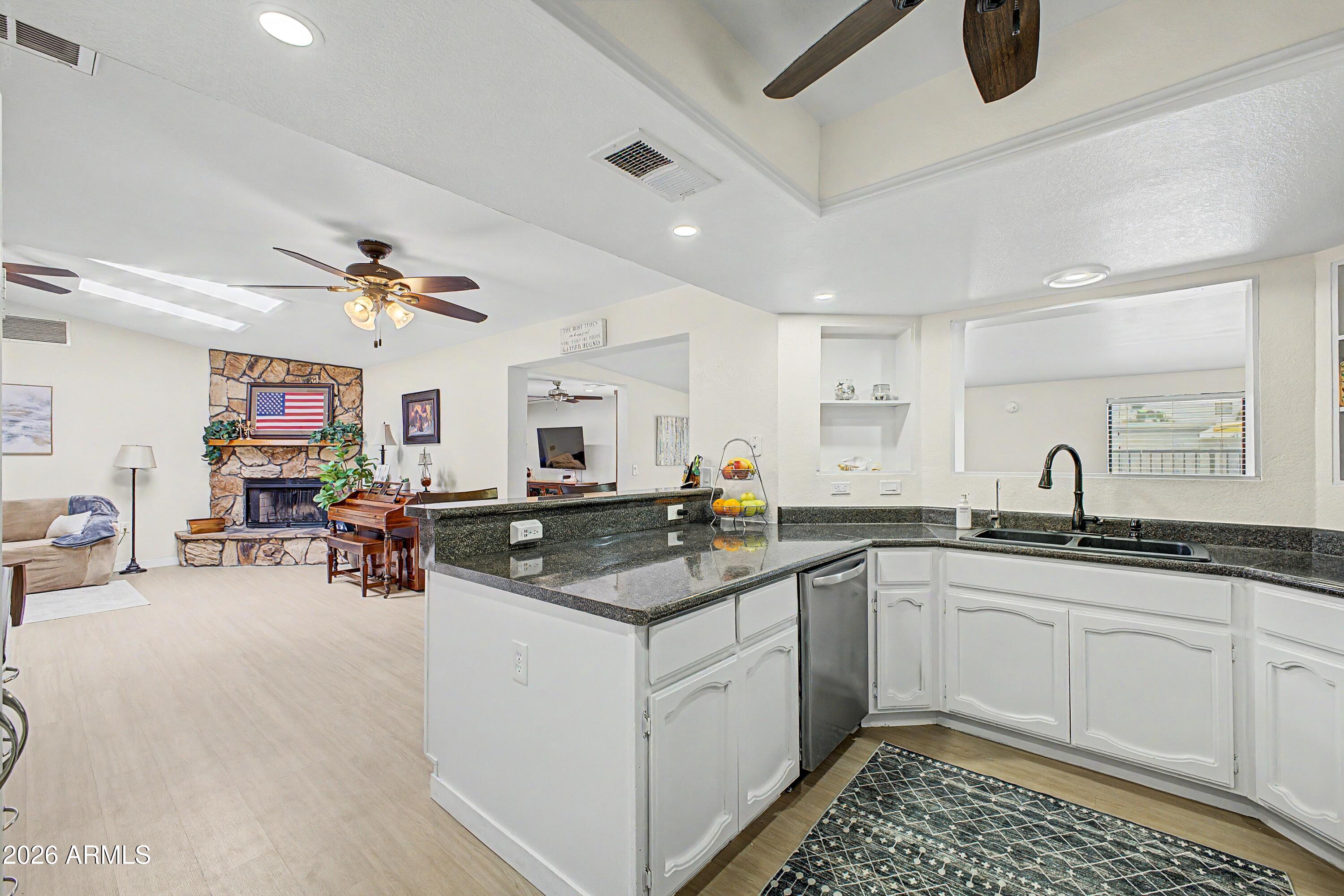 LEMON TREE TERRACE UNIT T - Residential