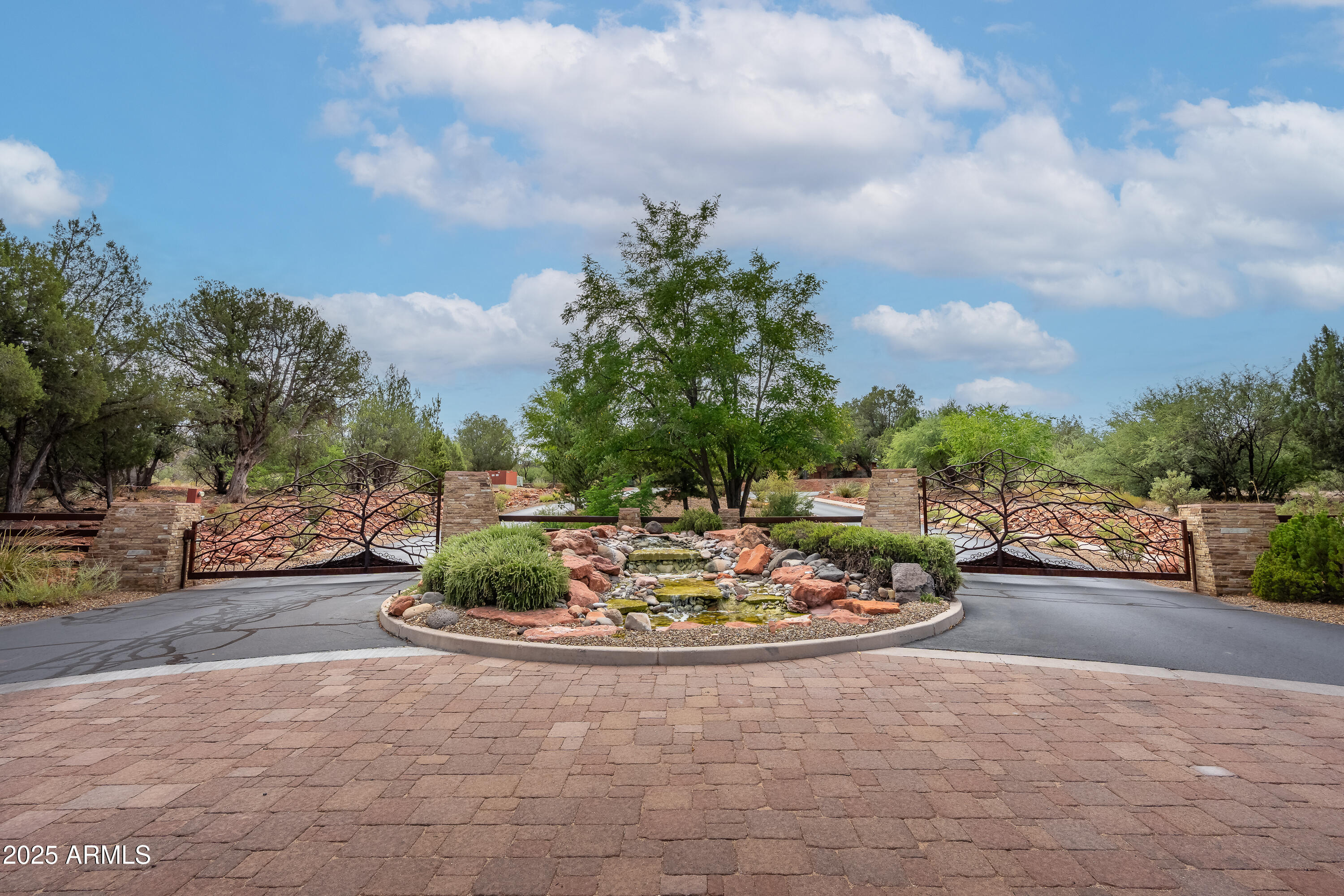 CROSS CREEK RANCH - Land