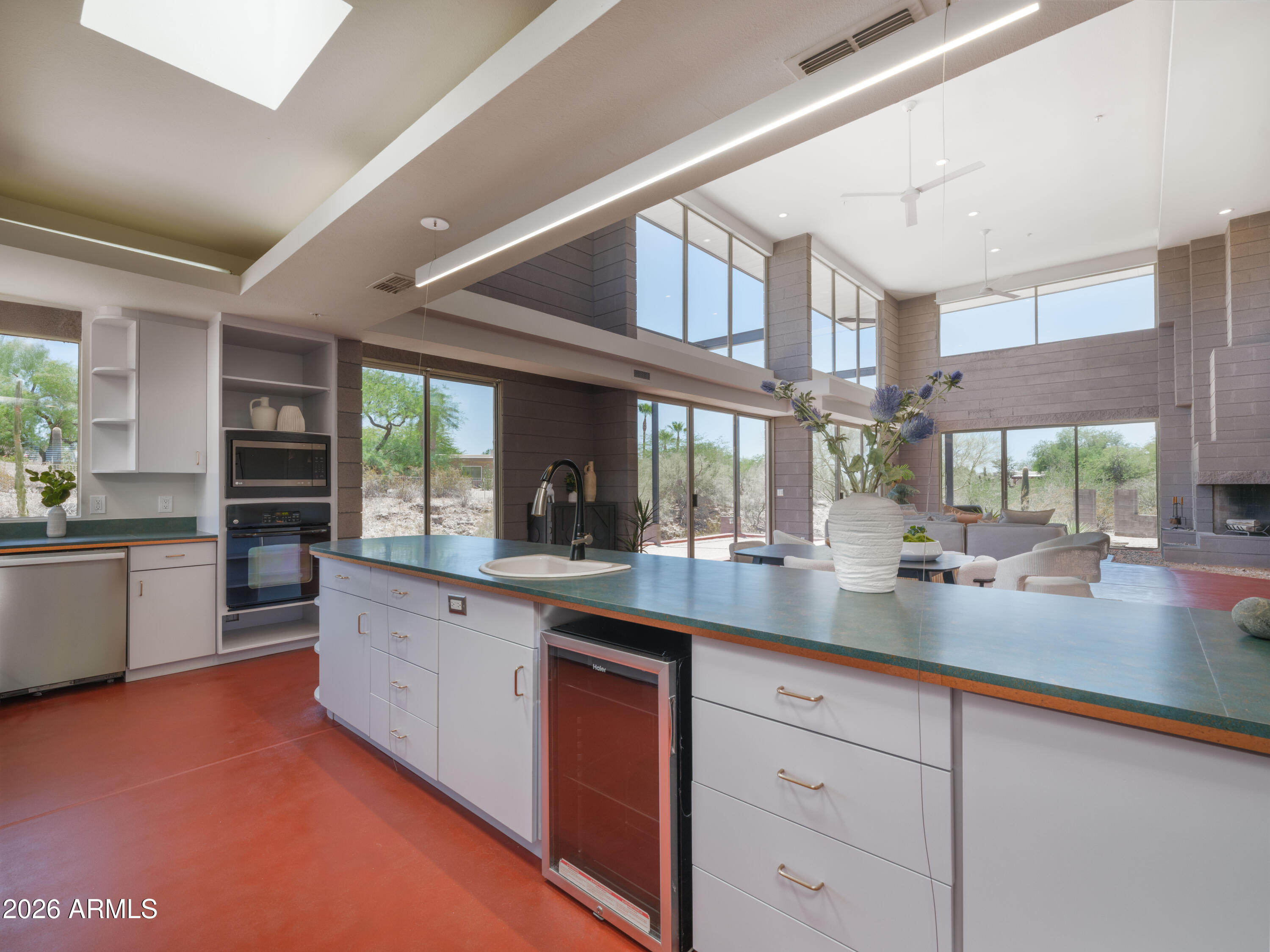 PARADISE HEIGHTS - Residential