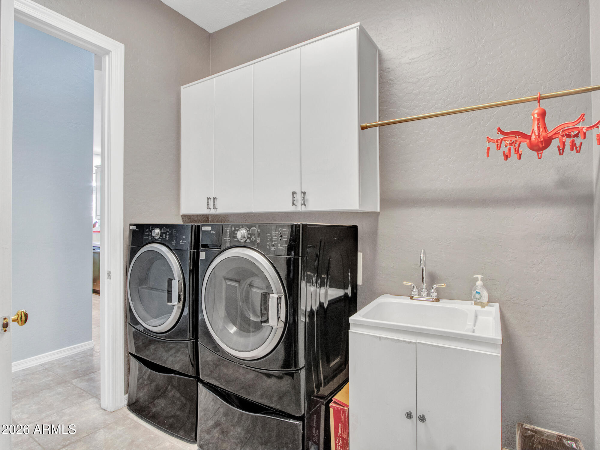 ANTHEM COUNTRY CLUB - Residential
