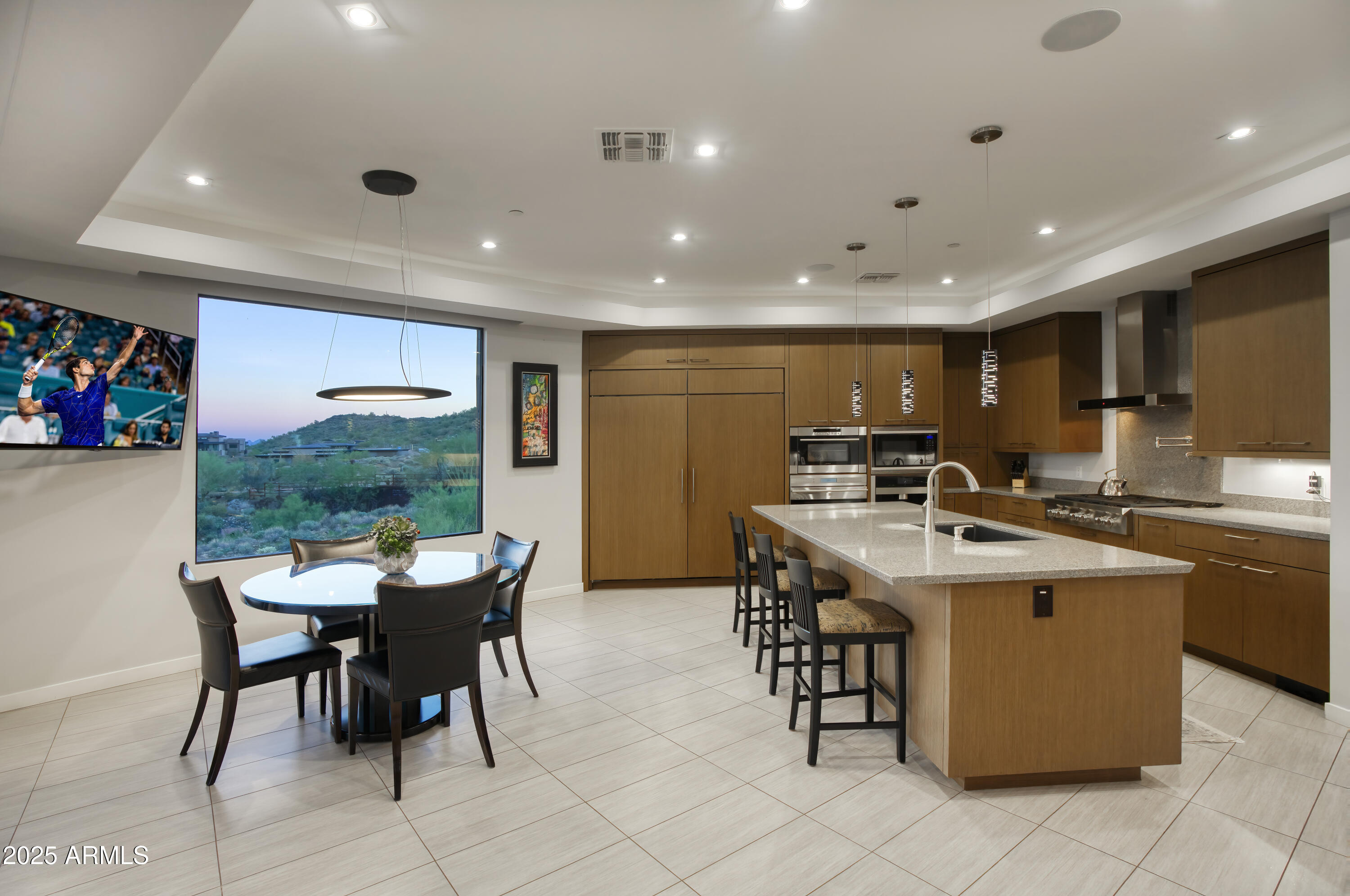 EAGLES NEST - Residential