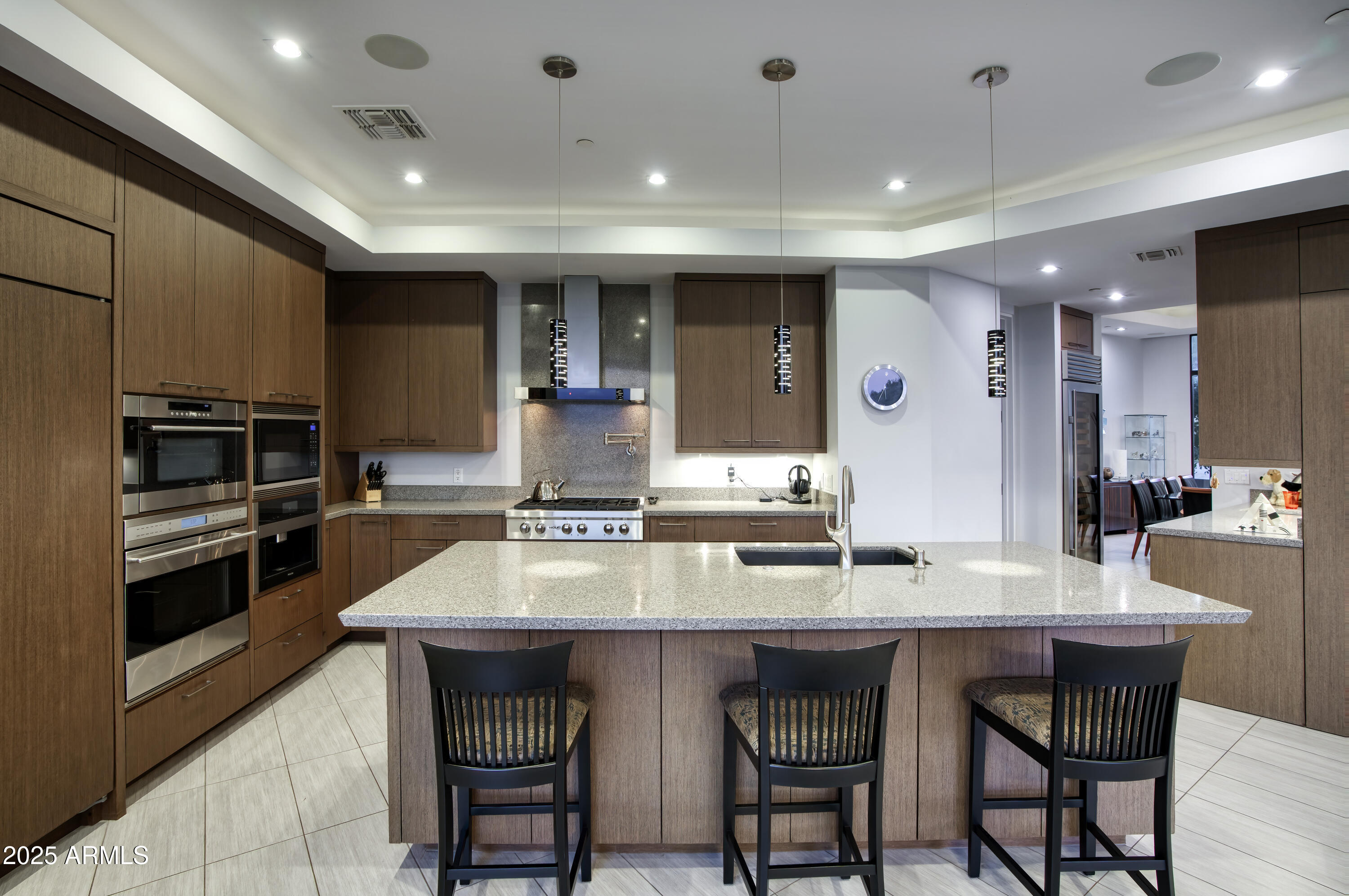 EAGLES NEST - Residential