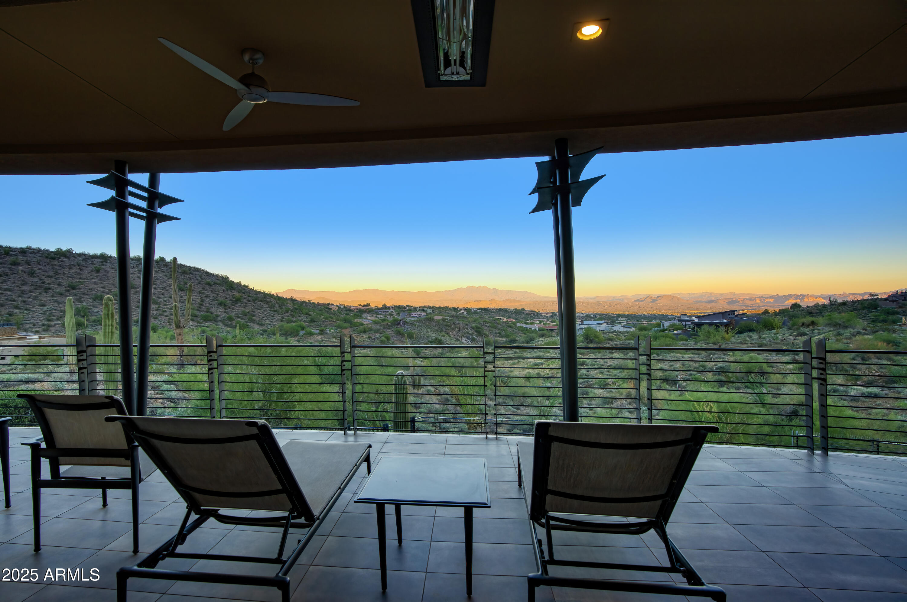 EAGLES NEST - Residential
