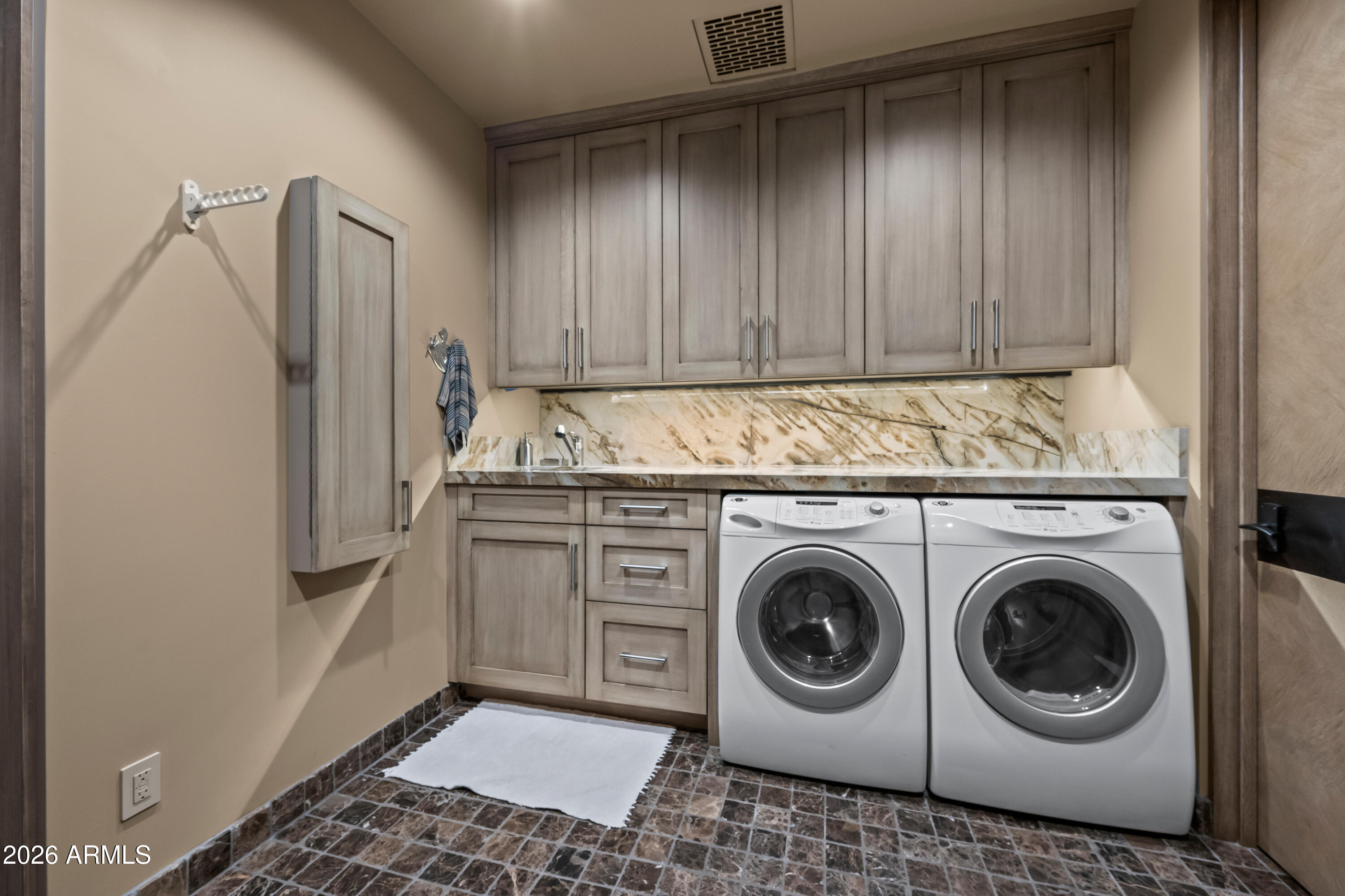 GAINEY RANCH - Residential