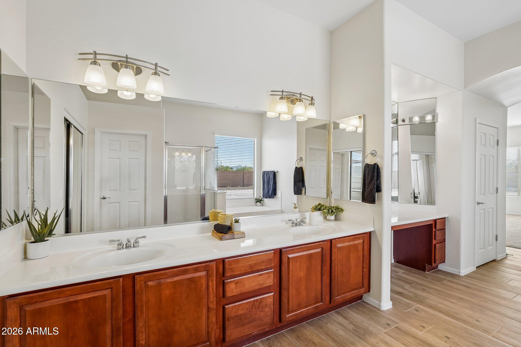 LITCHFIELD FARMS - Residential