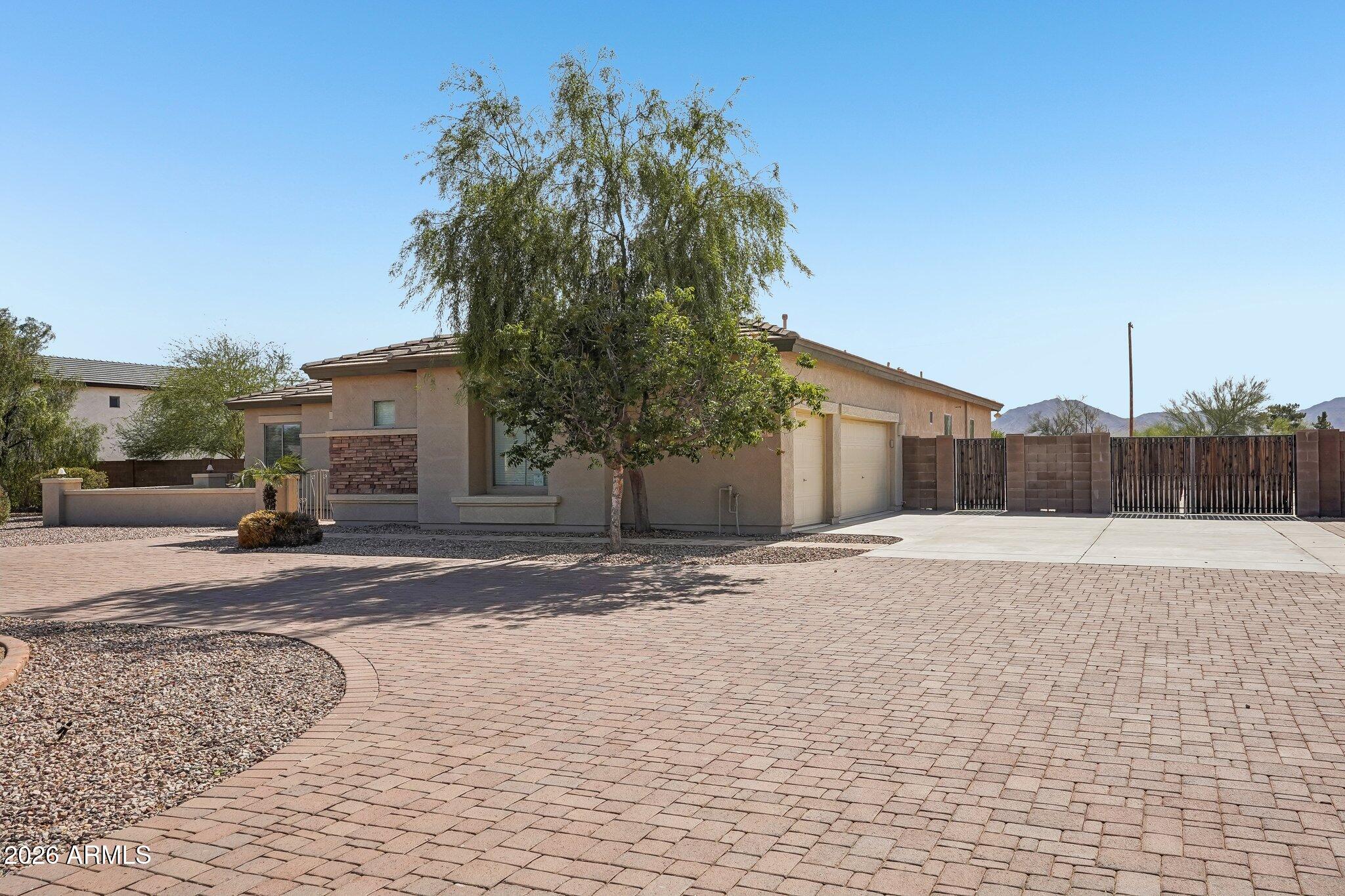 LITCHFIELD FARMS - Residential