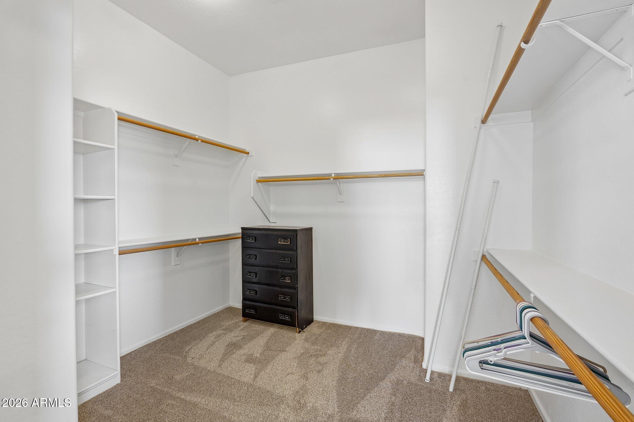 LITCHFIELD FARMS - Residential
