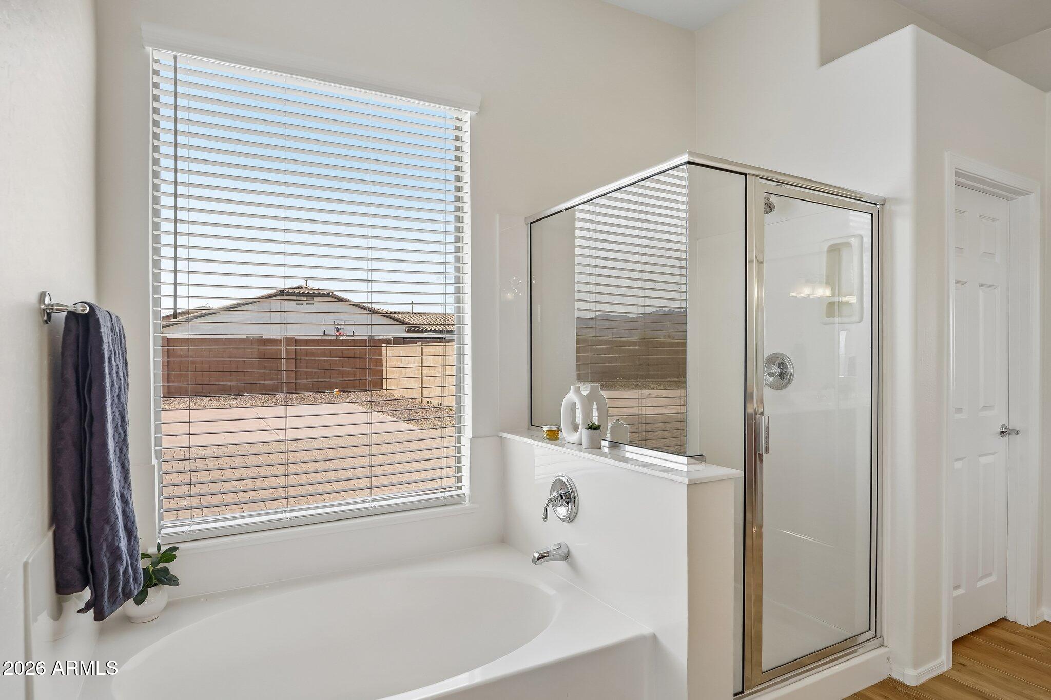 LITCHFIELD FARMS - Residential
