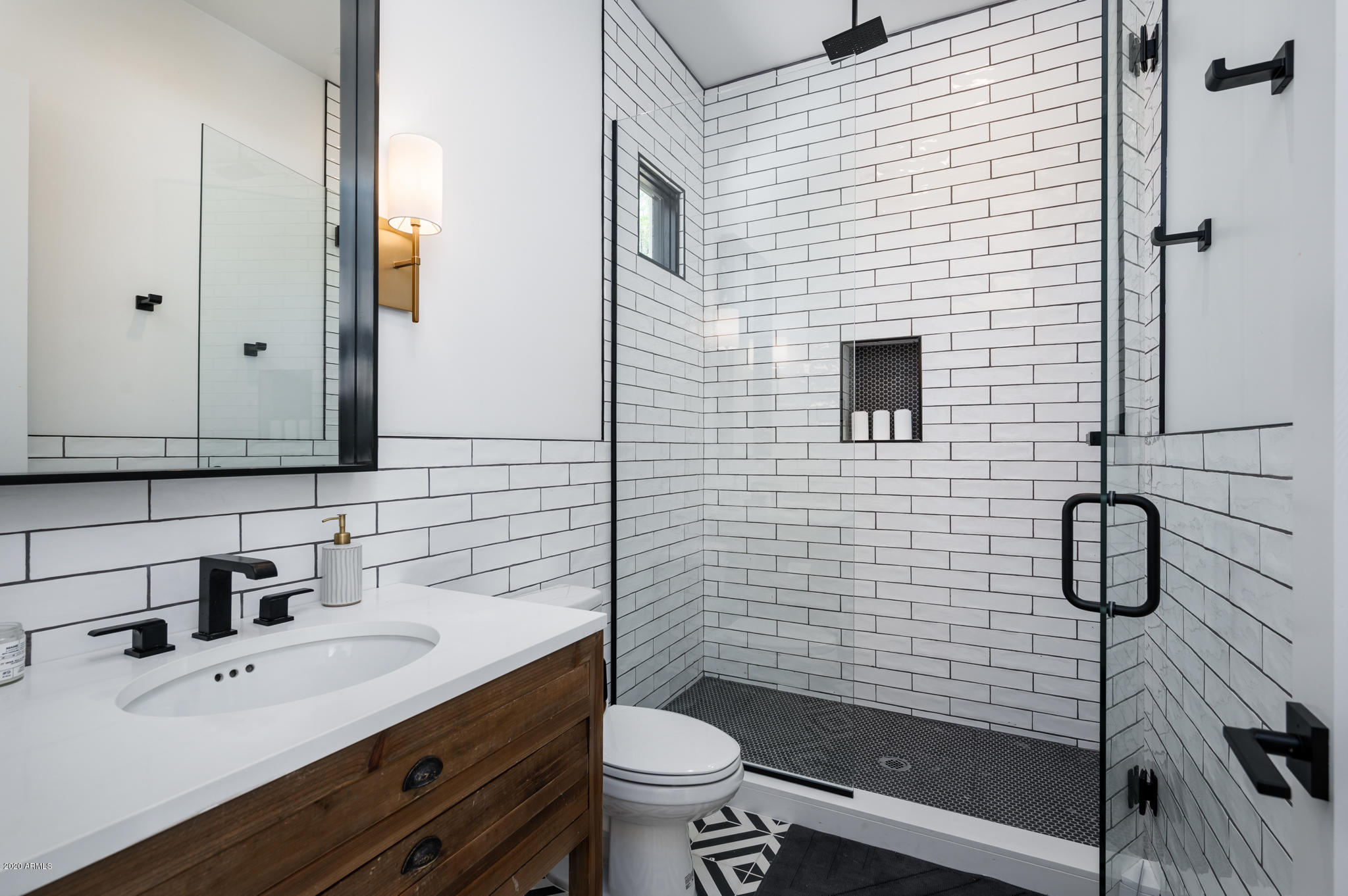 TIERRA MADRE UNIT 2 - Residential