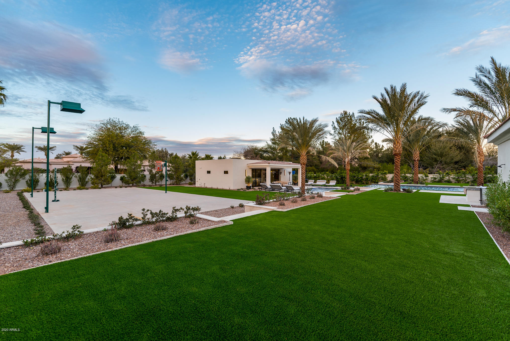 TIERRA MADRE UNIT 2 - Residential