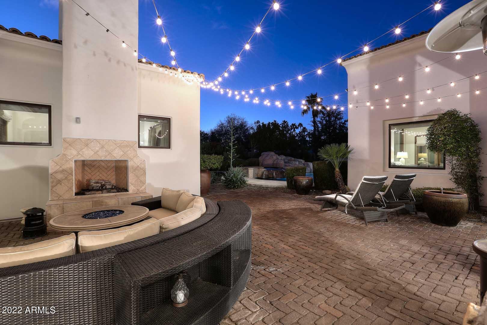 CASA BLANCA ESTATES LOT 20-37 & TR A - Residential